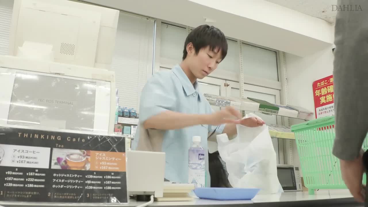 [AI解码版]  欲求不満のパート妻達の性欲は底なしで奪い合うように短時間で3回づつ計6回射精さられた…。 美乃すずめ 小野夕子 - AV大平台-中文字幕,成人影片,AV,国产,线上看