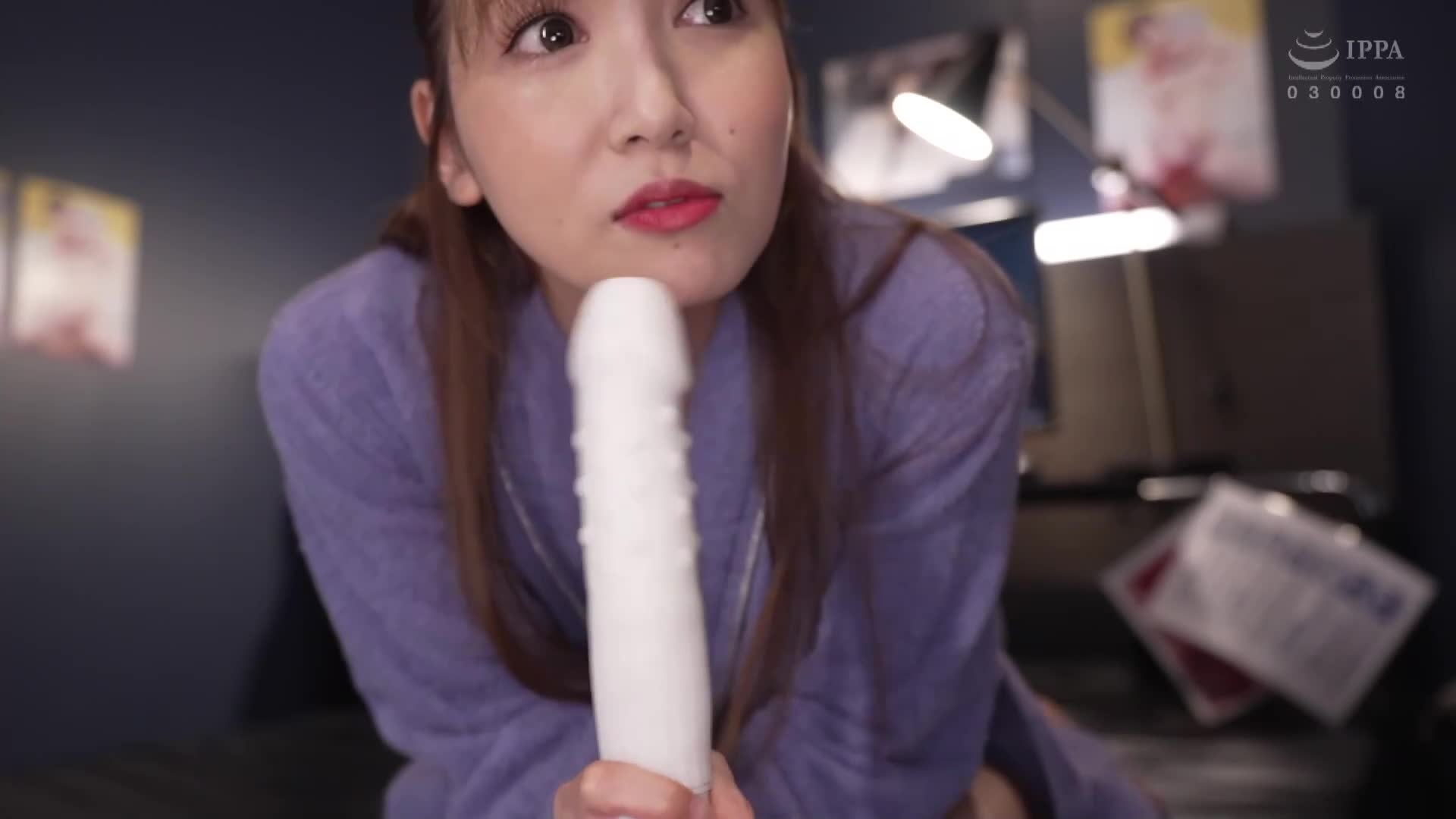 素人观察档案 先制攻击！ 榨干特别编！ ！ 无套奸公共性爱 DVD贩售店编 ＆ W潮吹观察 DVD鉴赏店编 友田彩也香 - AV大平台-中文字幕,成人影片,AV,国产,线上看