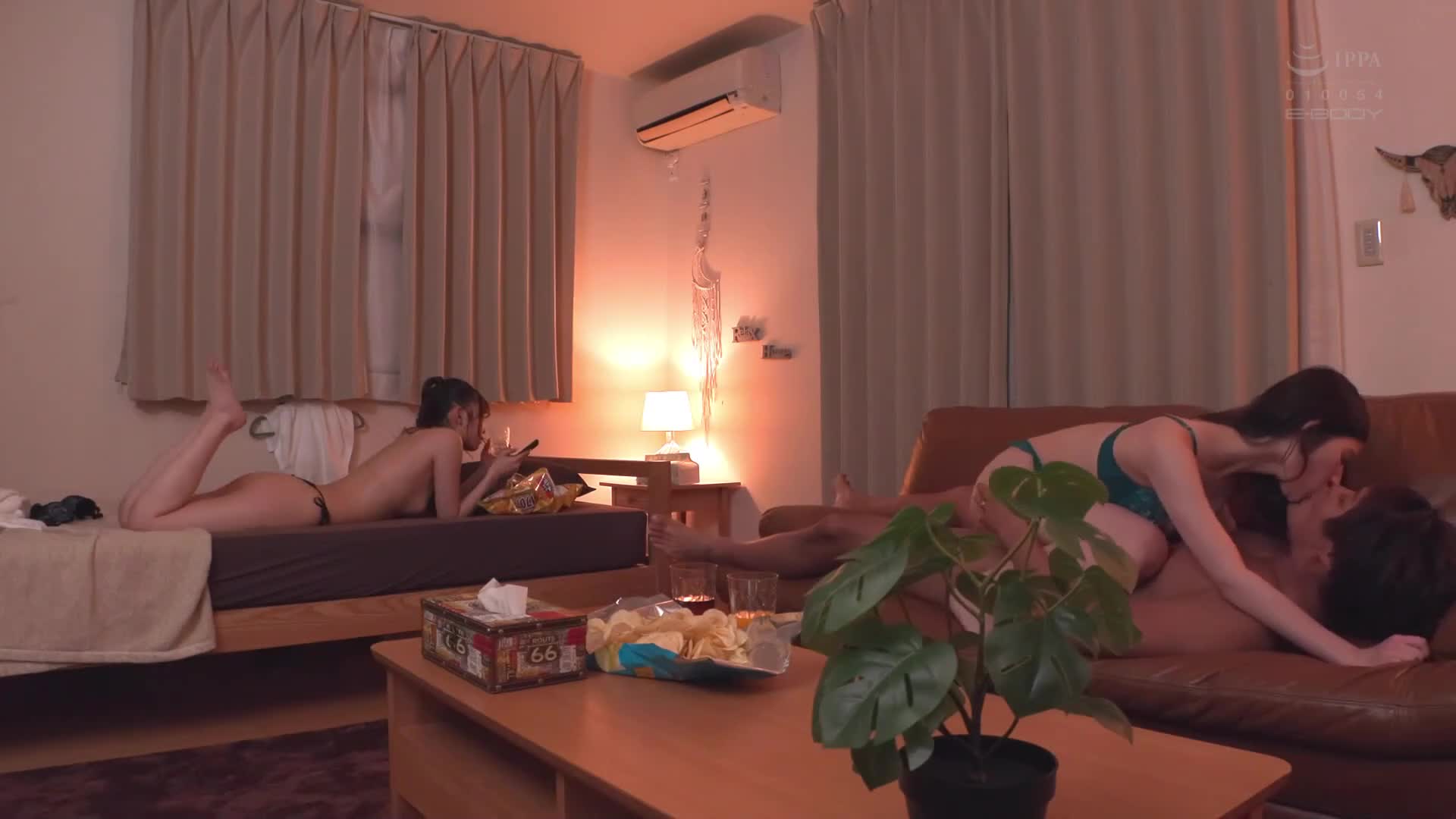看外表选择的情人是极度淫荡的绝伦女人 ～在抢夺阳具的美女们中进行中出性交～ 响莲、设乐夕日 - AV大平台-中文字幕,成人影片,AV,国产,线上看