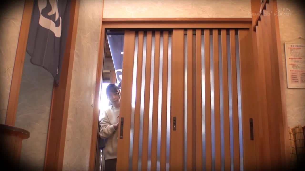 石和温泉で見つけた女子旅お嬢さん タオル一枚男湯入ってみませんか？58 ごっくん！アナル舐め！湯あたりご注意ミッション連発＆ボーナストライ《風呂場でおしっこ》！旅の思い出に美肌効果グンバツ？！な他人ち○ぽ... - AV大平台-中文字幕,成人影片,AV,国产,线上看
