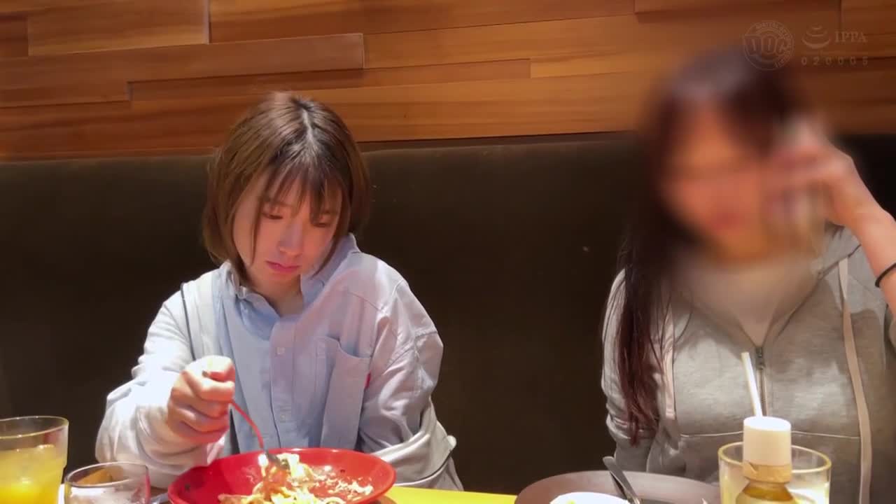 [其实是个色情酷美少女]我们跟一个在饭店洗车直到衣服干了的全身湿透的美女做爱！ ？ 潮吹不会因为指法而停止！ 大量口水的口交会黏在您身上并且不会放手，您不会只满足于一种性别！ 即使在死后休息期间性欲也很强的... - AV大平台-中文字幕,成人影片,AV,国产,线上看