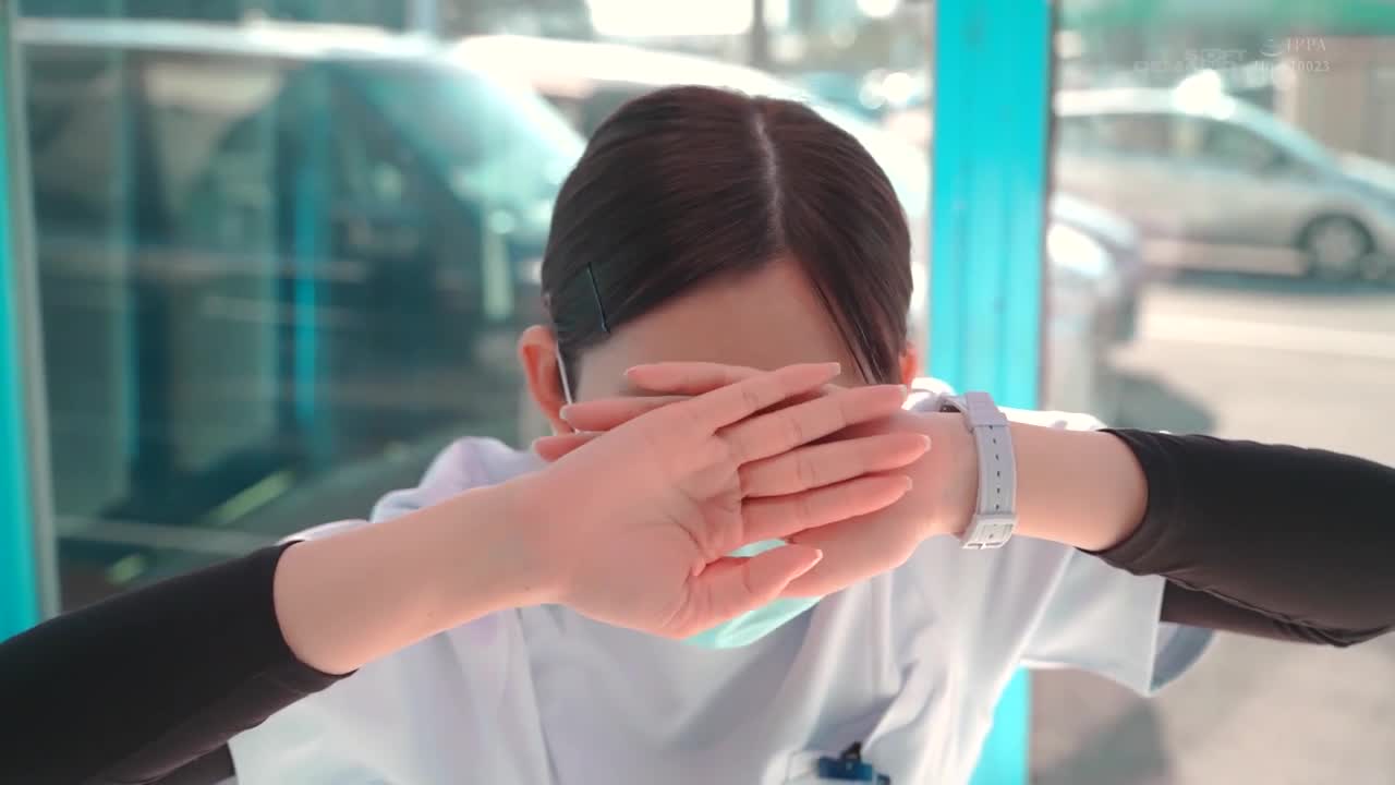 マジックミラー号 看護師限定 「絶倫ち○ぽ診察してくれませんか？」勃起が収まらなくて困っている男性をあの手この手で優しく導く白衣の天使たち3名収録4 - AV大平台-中文字幕,成人影片,AV,国产,线上看