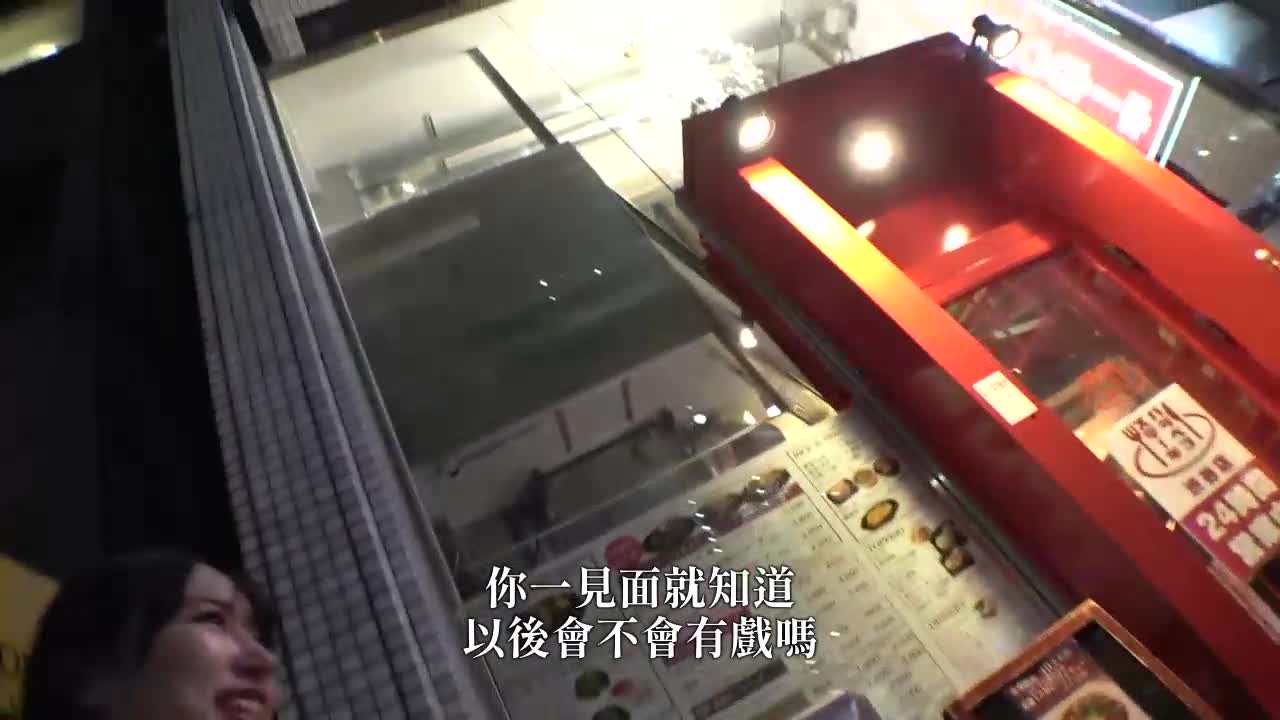 赢家就在脸上！ 可爱的黑发女孩在情趣酒店的第一次性爱！ 她用可爱又可爱的声音说：「我喜欢猛烈又缓慢的…！」她对着活塞不断呻吟！ 【初拍】AV线上申请→AV体验拍摄2151 - AV大平台-中文字幕,成人影片,AV,国产,线上看
