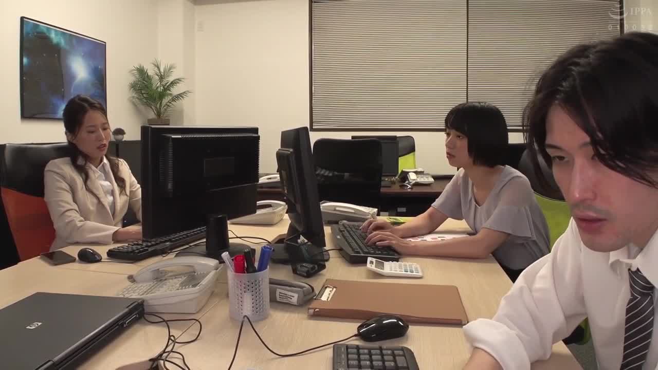 口代替的逆3P！ 我看到同期的女同事们在加班时在办公室沉迷于女同性恋性爱 - AV大平台-中文字幕,成人影片,AV,国产,线上看