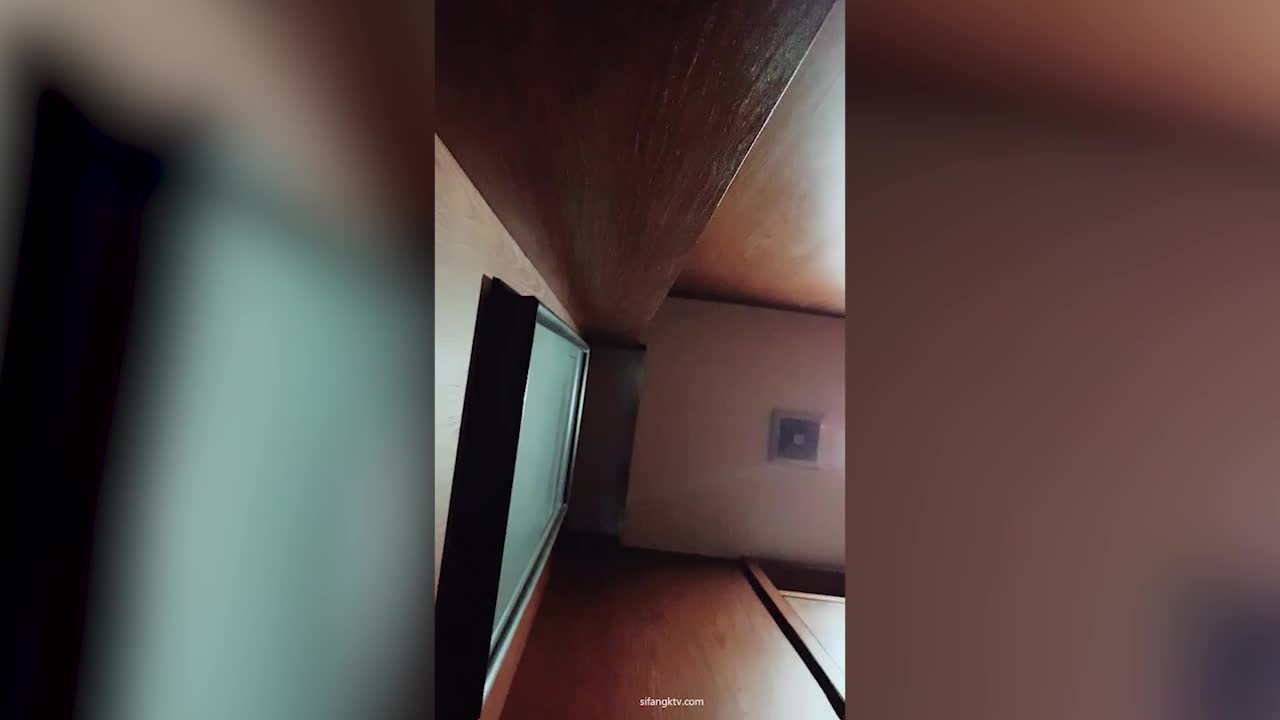 佛山院子售楼部经理光天化日潜规则售楼员小姐姐，无所事事没有业务拉到卫生间打一炮解解压 - AV大平台-中文字幕,成人影片,AV,国产,线上看