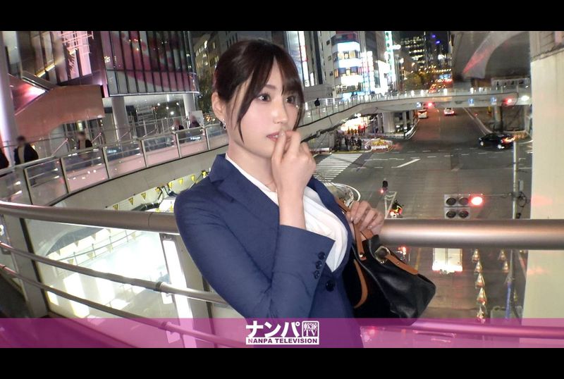 200GANA-3028真的很软，第一枪。 2039 本以为她优雅又严肃，却在涩谷邂逅了一位高挑苗条的日本老师，她体质敏感，喉咙淫荡，乳头直立！瞒着异地男友，NTR性爱一晚。黑丝袜是用来穿破的，哈哈 - AV大平台-中文字幕,成人影片,AV,国产,线上看