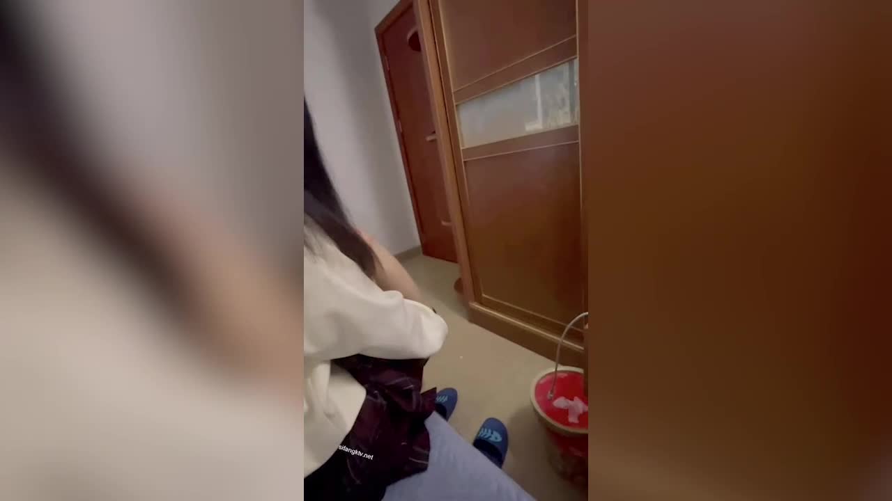 专吊颜值萝莉，大神【清】20岁以下的坚决不日，嫩妹控的资深爱好者 - AV大平台-中文字幕,成人影片,AV,国产,线上看