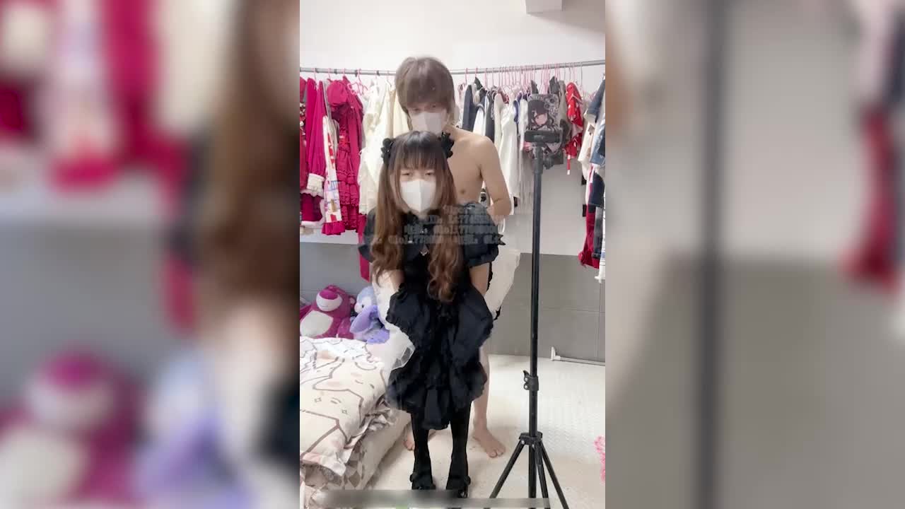 黑色莉莉丝啪啪全程lo鞋，萌萌的外表小骚货被大屌疯狂抽插，撅着屁股被后入打桩 - AV大平台-中文字幕,成人影片,AV,国产,线上看