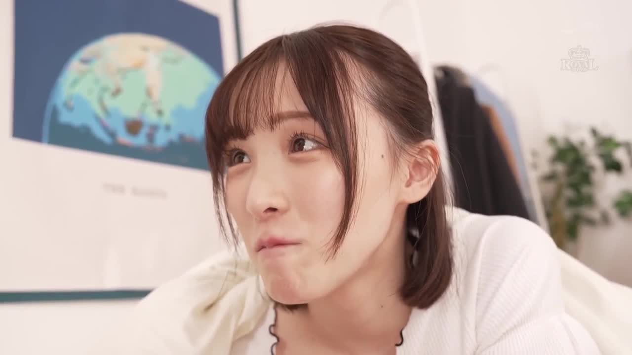 妹知道了阴道高潮，无法抑制性欲，在长裙下立即要求肉棒。白石桃 - AV大平台-中文字幕,成人影片,AV,国产,线上看