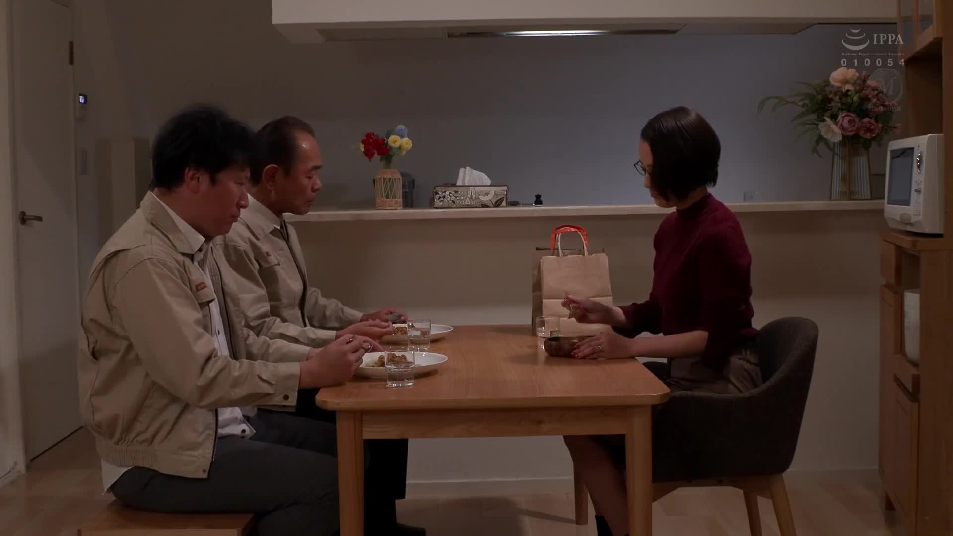 麦当娜专属2周年纪念 向井蓝《真正的精饮》解禁 地味眼镜的兼职妻子是卑鄙的公司员工的咽下和中出阴茎 - AV大平台-中文字幕,成人影片,AV,国产,线上看