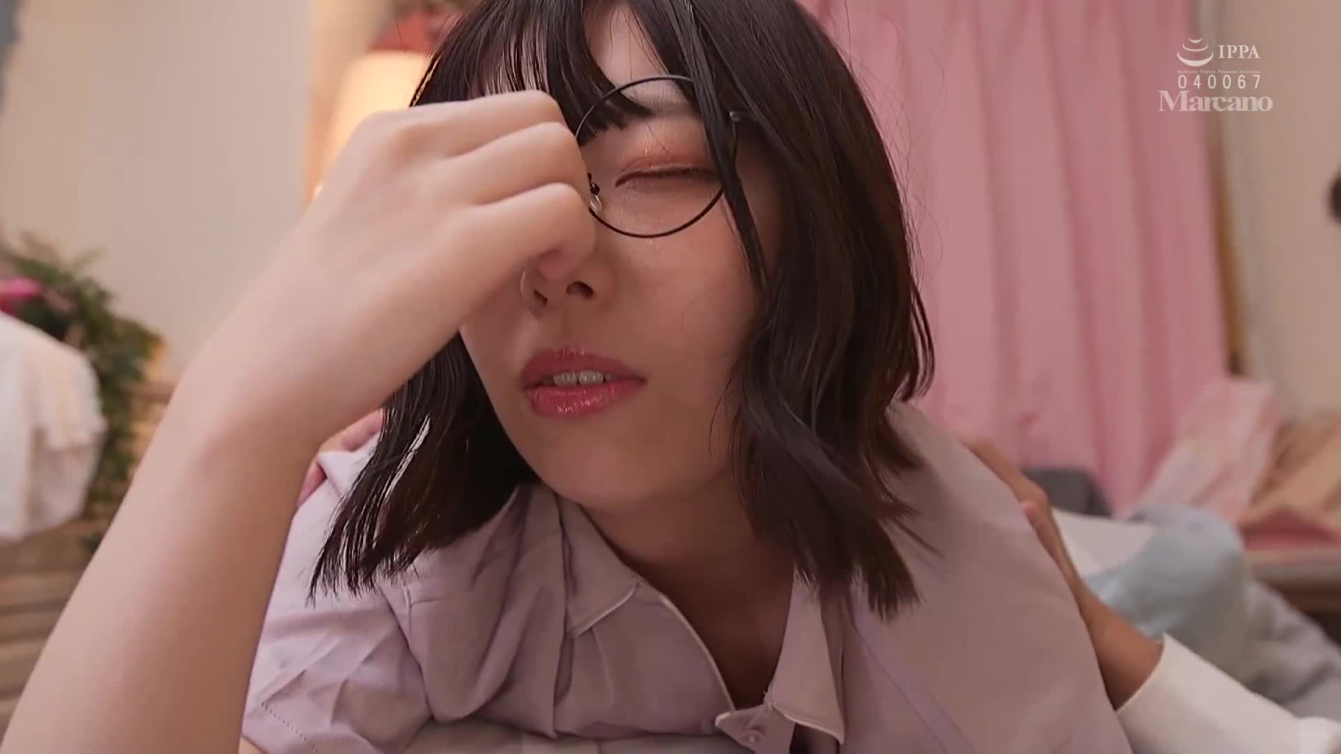 地味で内向的な性格（しかし、性欲は強い）の幼なじみ。 近眼を言い訳に、いつも距離が近すぎる。 そして今日もボクをしゃぶり尽くす。 それが彼女のヤリクチ。 - AV大平台-中文字幕,成人影片,AV,国产,线上看