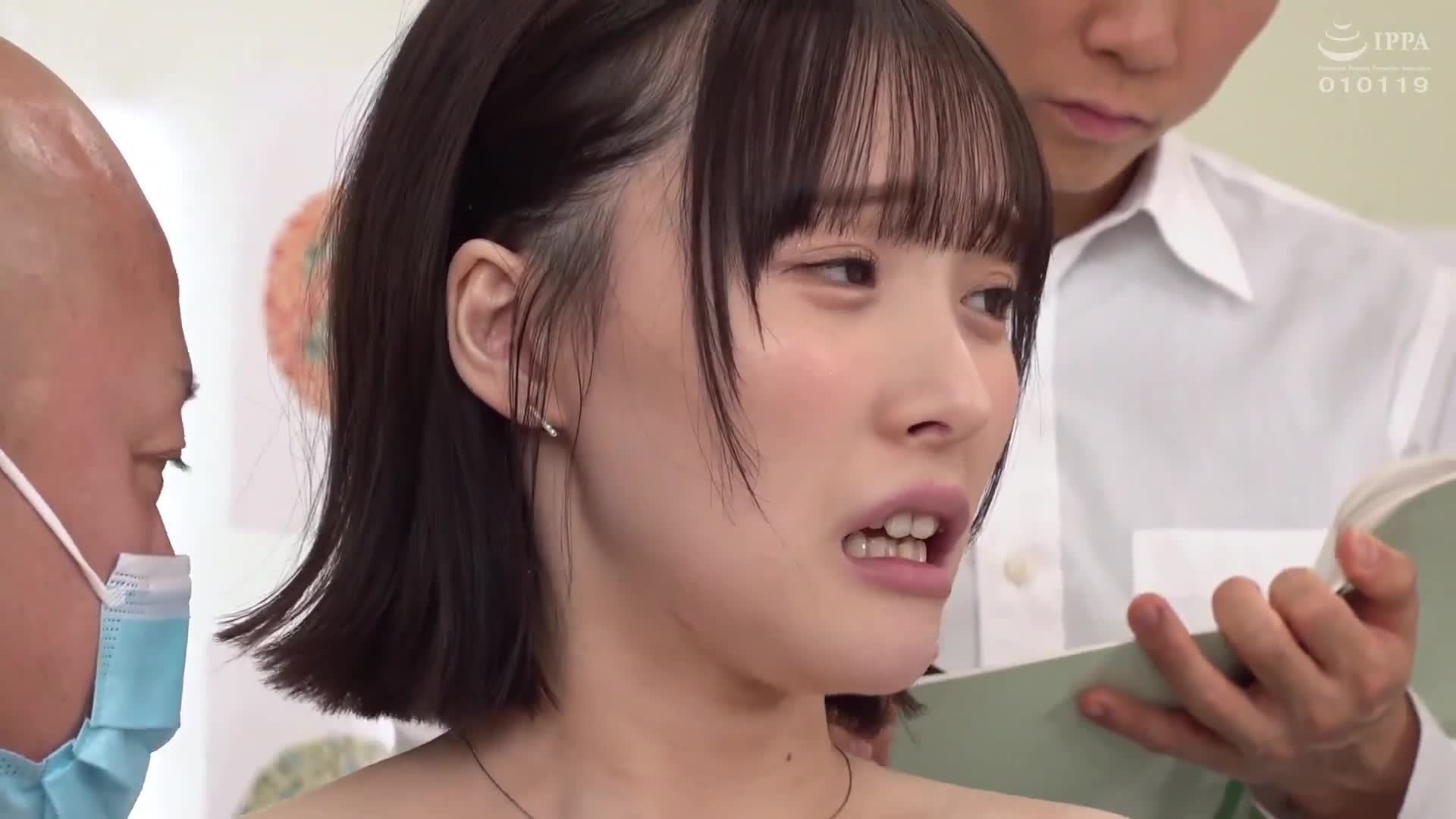 羞恥！新任女教師が学習教材にされる男子校の性教育生徒の目の前で無遠慮な指が膣に挿入される！プライドは崩壊するが子宮の奥から愛液があふれ出る 白石もも編 - AV大平台-中文字幕,成人影片,AV,国产,线上看