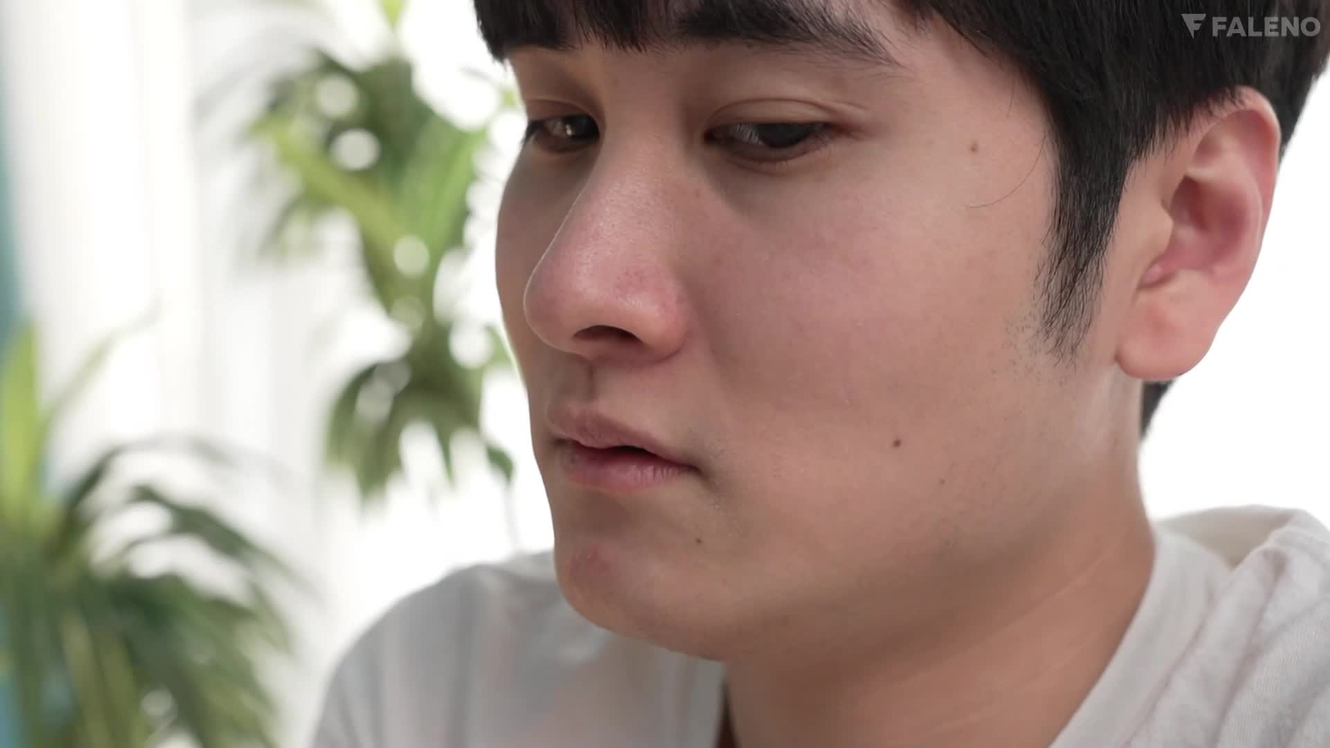 她性感的舌头和腰部的起伏会让你痛苦地晕倒！ 一个小恶魔荡妇，用乳头游戏和打桩女牛仔位置将男人掏空 吉高宁宁 - AV大平台-中文字幕,成人影片,AV,国产,线上看