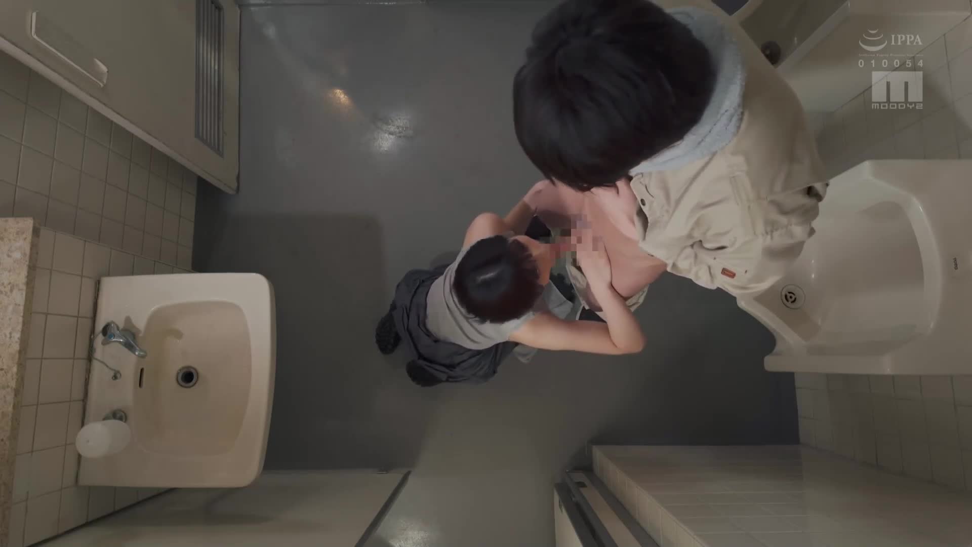 总是强势的像男人一样的女上司，我被她流汗的无防备胸部和突然露出的寂寞表情所激起，我贪婪地狂野抽插，不断内射... 石原希望 - AV大平台-中文字幕,成人影片,AV,国产,线上看