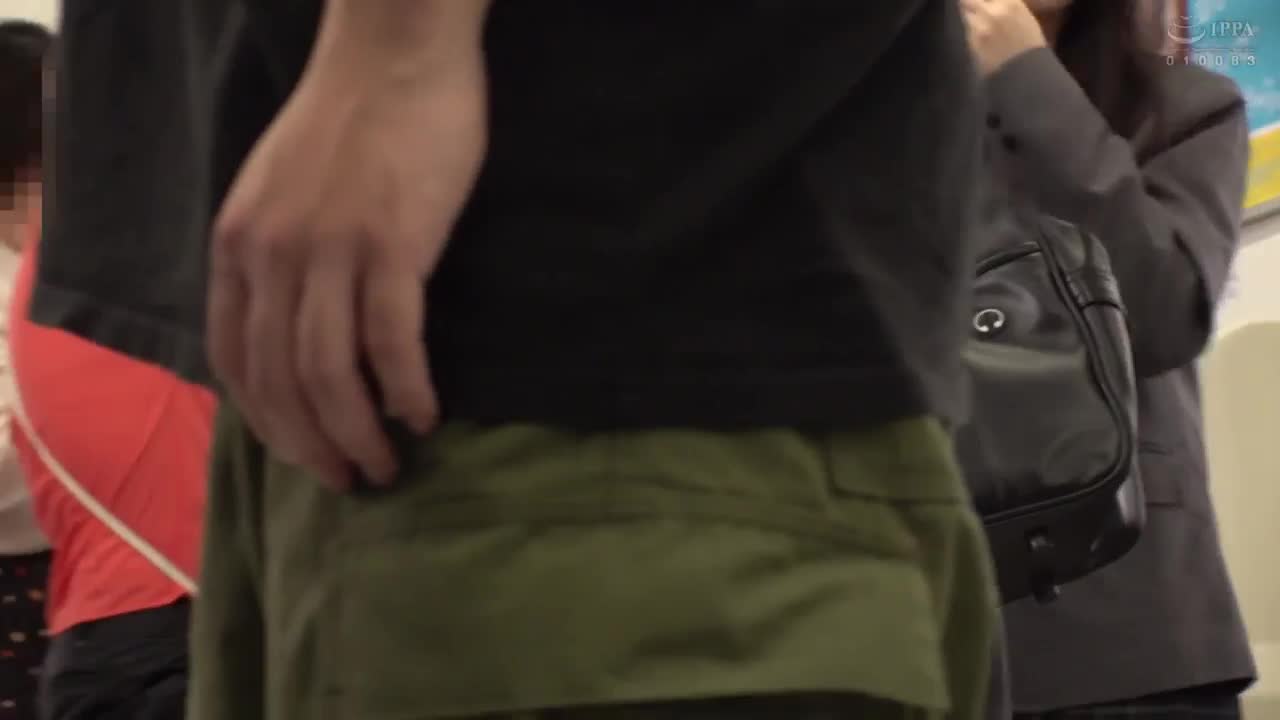 一般男女监控AV 亲密的女子○校生限定 心跳加速的逆痴●挑战！偷偷在其他乘客不知情的情况下展示内裤、舌吻、手交、口交！在激烈的任务下升级的J○们偷偷在电车上进行性行为！逆向3P生中出特别篇！ - AV大平台-中文字幕,成人影片,AV,国产,线上看