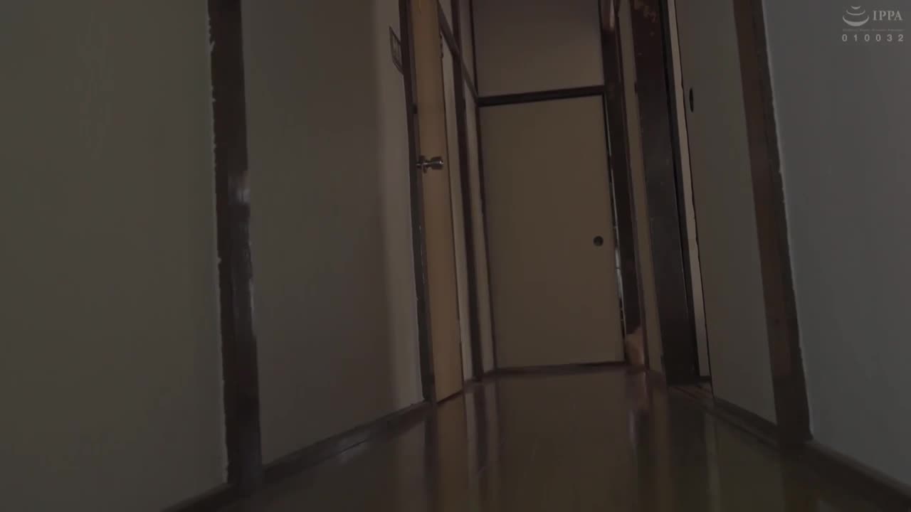 被过度色诱的年轻妈妈们瞄准了处男的我！前不良少女的姐姐结婚生子了！当然，姐姐的妈妈朋友也是前不良少女！在我家举办下流的妈妈朋友午餐会时... - AV大平台-中文字幕,成人影片,AV,国产,线上看