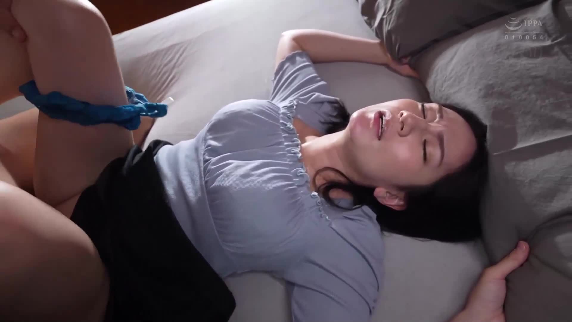 密切的性爱 ～被雨淋湿，沉溺于义父的肉欲的家庭内不伦～ 木村玲衣 - AV大平台-中文字幕,成人影片,AV,国产,线上看