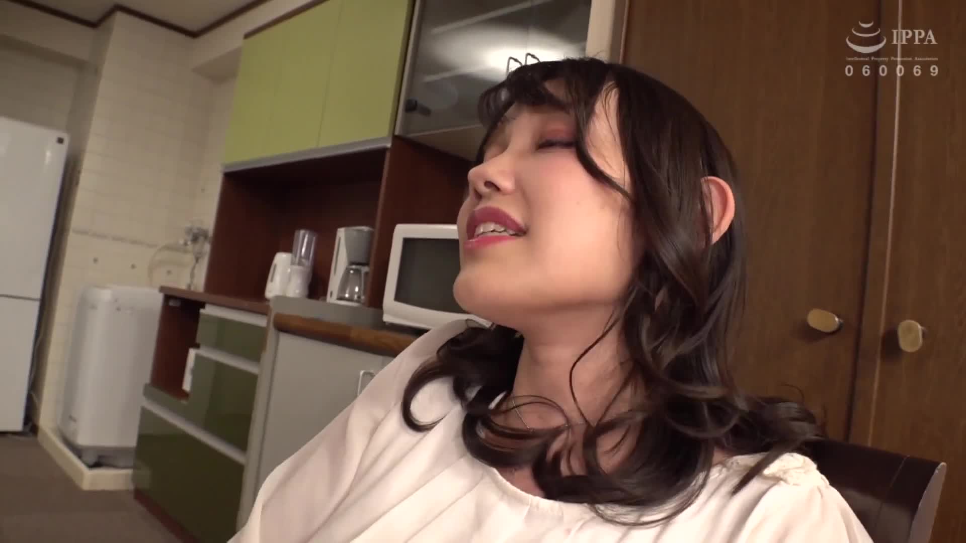 夫の部下たちから逆恨み中出しをされて色情魔へと豹変したパワハラ部長の奥さん 岬さくら - AV大平台-中文字幕,成人影片,AV,国产,线上看