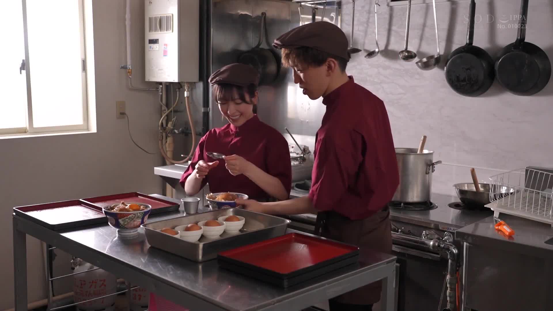 隠れ美人の牛丼チェーン店で働くパート主婦が学生バイトと避妊具なしでネチョベロ不倫中出し 小湊よつ葉 - AV大平台-中文字幕,成人影片,AV,国产,线上看
