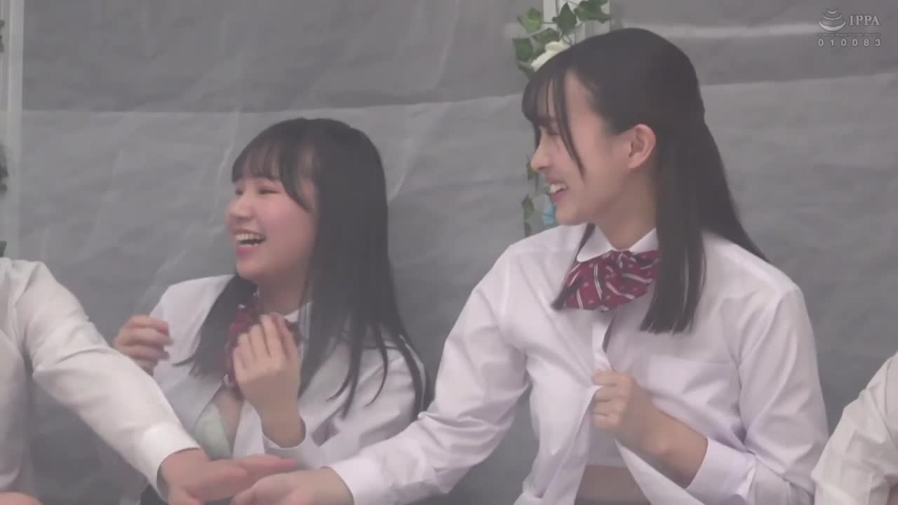 露脸的MM号 现实朋友限定 魔镜修学旅行中的男女四人组挑战「处男双笔初体验逃脱游戏」！女生羞涩面对男性朋友的阴茎，处男男生兴奋勃起！超越朋友关系的四人混合交配！大家一起在青春的回忆中享受无套中出！ - AV大平台-中文字幕,成人影片,AV,国产,线上看