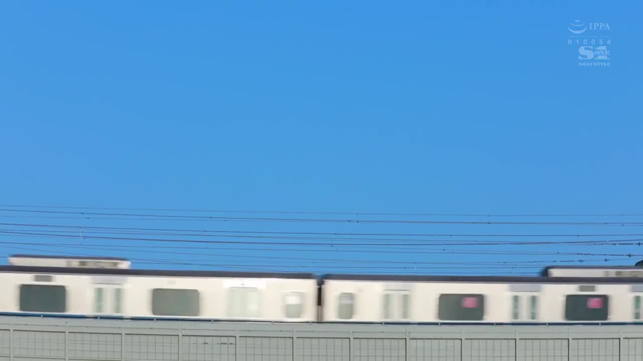 无法说出「停下来」的女大学生，被初次被抛弃的感觉深深地刻在心中，竟然成为电车痴汉的俘虏… 村上悠华 - AV大平台-中文字幕,成人影片,AV,国产,线上看