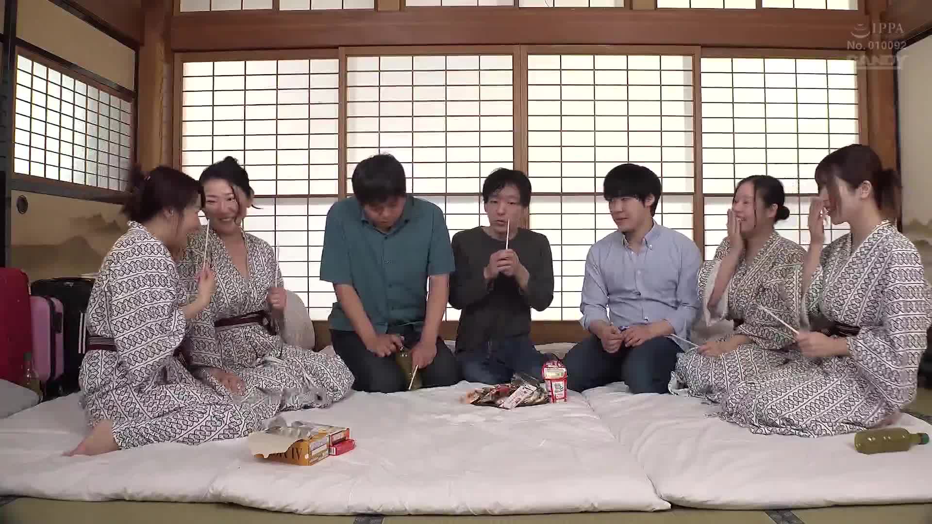 「おばさんを興奮させてどうするの？」田舎の民宿でヤられまくりSPセックスレスな巨乳妻の性欲は何発も射精できる若い絶倫巨根チ○ポじゃないと満たされない！！ - AV大平台-中文字幕,成人影片,AV,国产,线上看