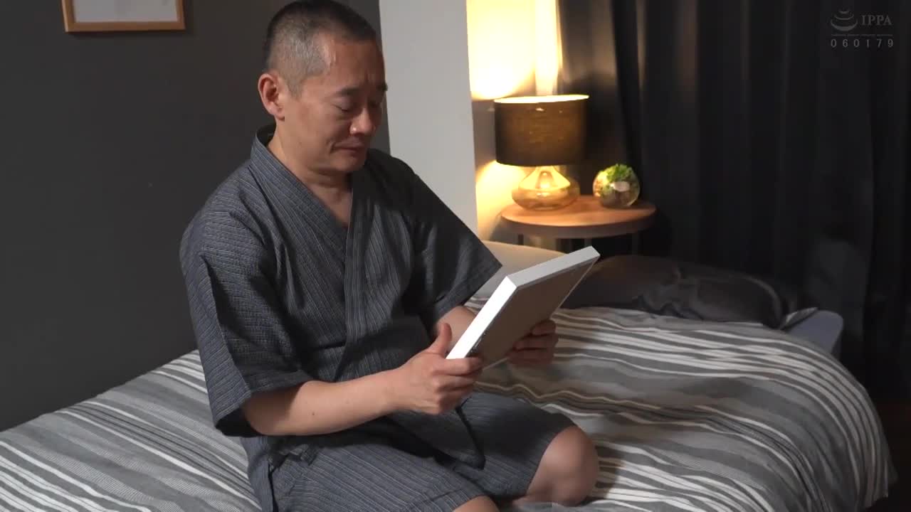 家庭内淫乱～对变得太美的女儿和妻子的憧憬而欲火焚身的继父 高桥保奈美 - AV大平台-中文字幕,成人影片,AV,国产,线上看