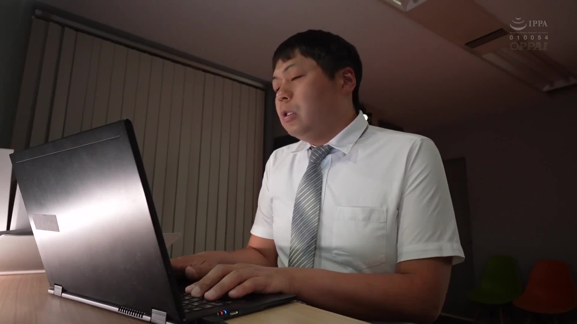 欺凌常态的巨乳上司下达加班命令...在深夜办公室被挑逗胸部，用乳交和阴部满足性欲14次射精 濑田一花 - AV大平台-中文字幕,成人影片,AV,国产,线上看