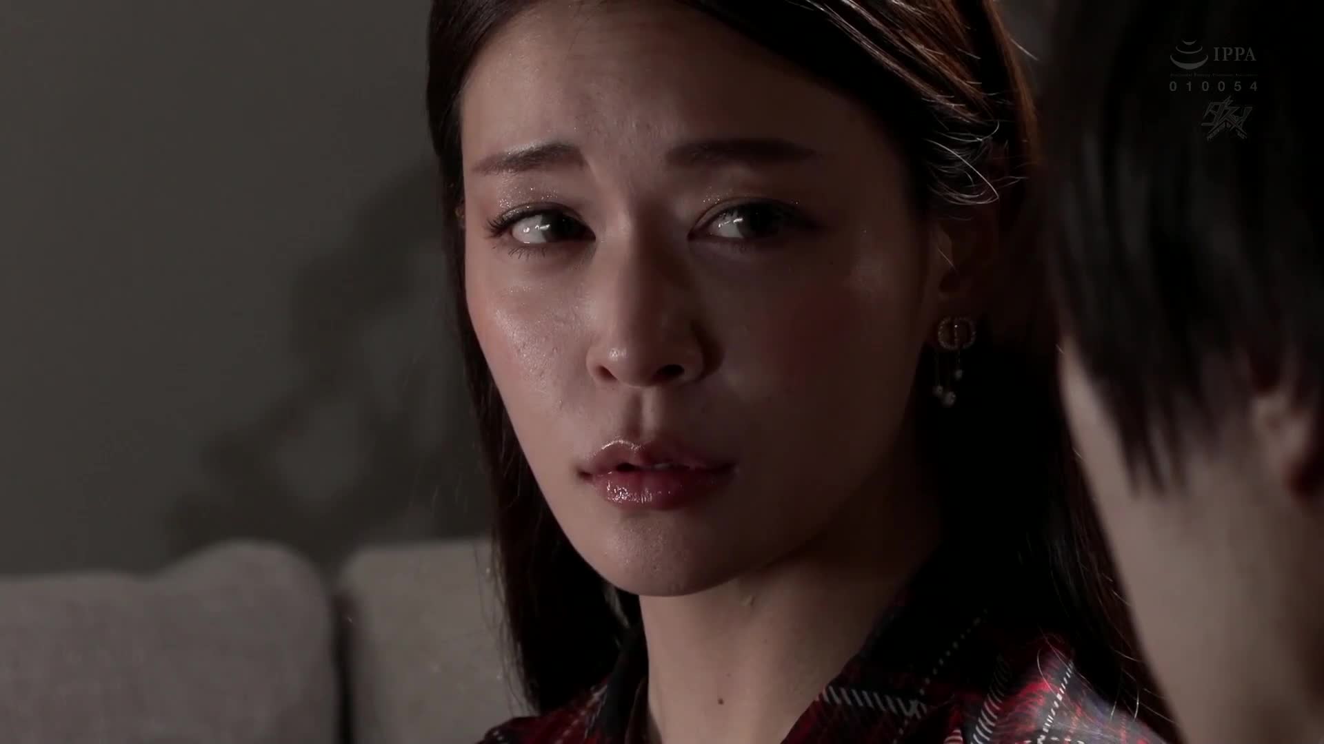 如果，曾经在港区的女孩被她信任的男朋友背叛，并且无照片被贩卖成AV的话... 橘玛丽 - AV大平台-中文字幕,成人影片,AV,国产,线上看