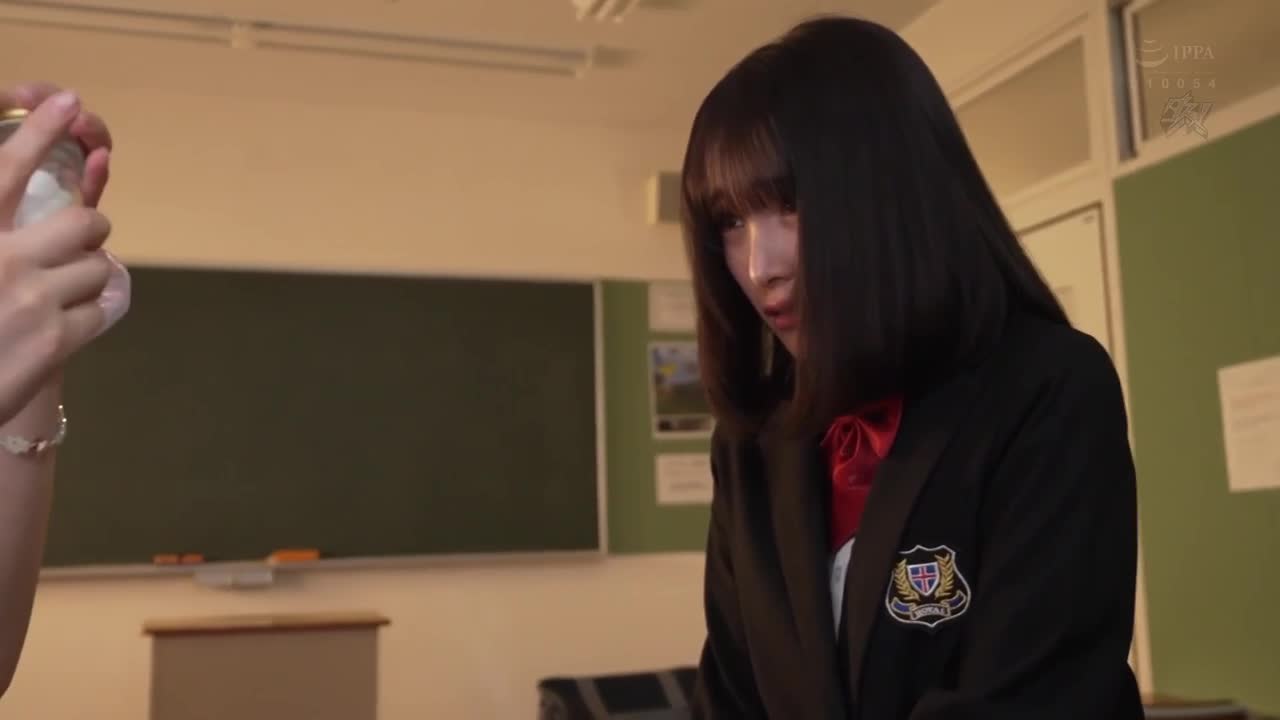 纯洁的优等生在与不良女孩的激烈性爱中变成了女同性恋。白石桃、百永纱里奈 - AV大平台-中文字幕,成人影片,AV,国产,线上看