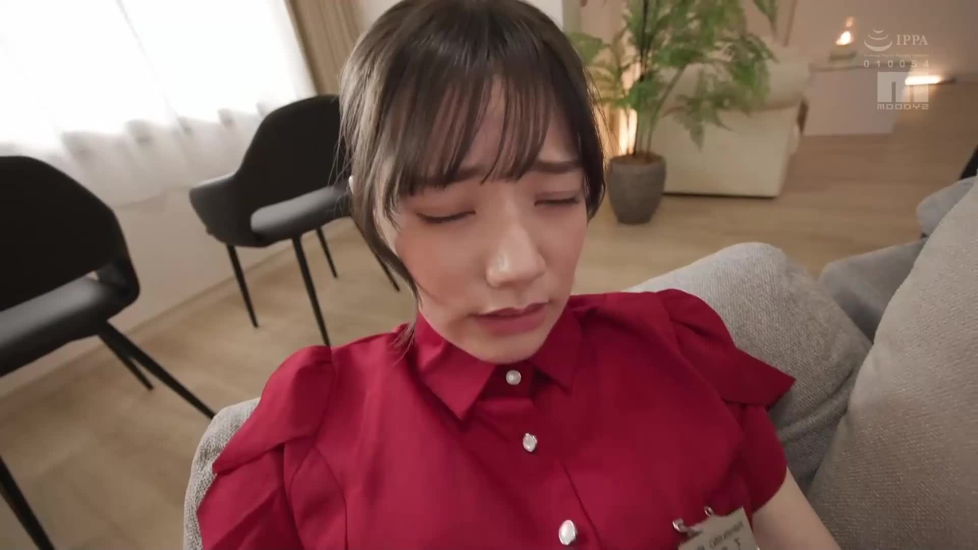  [AI解码版]  妻子在身旁却被美腿空中小姐的丝袜诱惑所击败，被小恶魔脚交擦拭而堕落，15次射精在黑色光泽腿的淫乱NTR。宫下玲奈 - AV大平台-中文字幕,成人影片,AV,国产,线上看