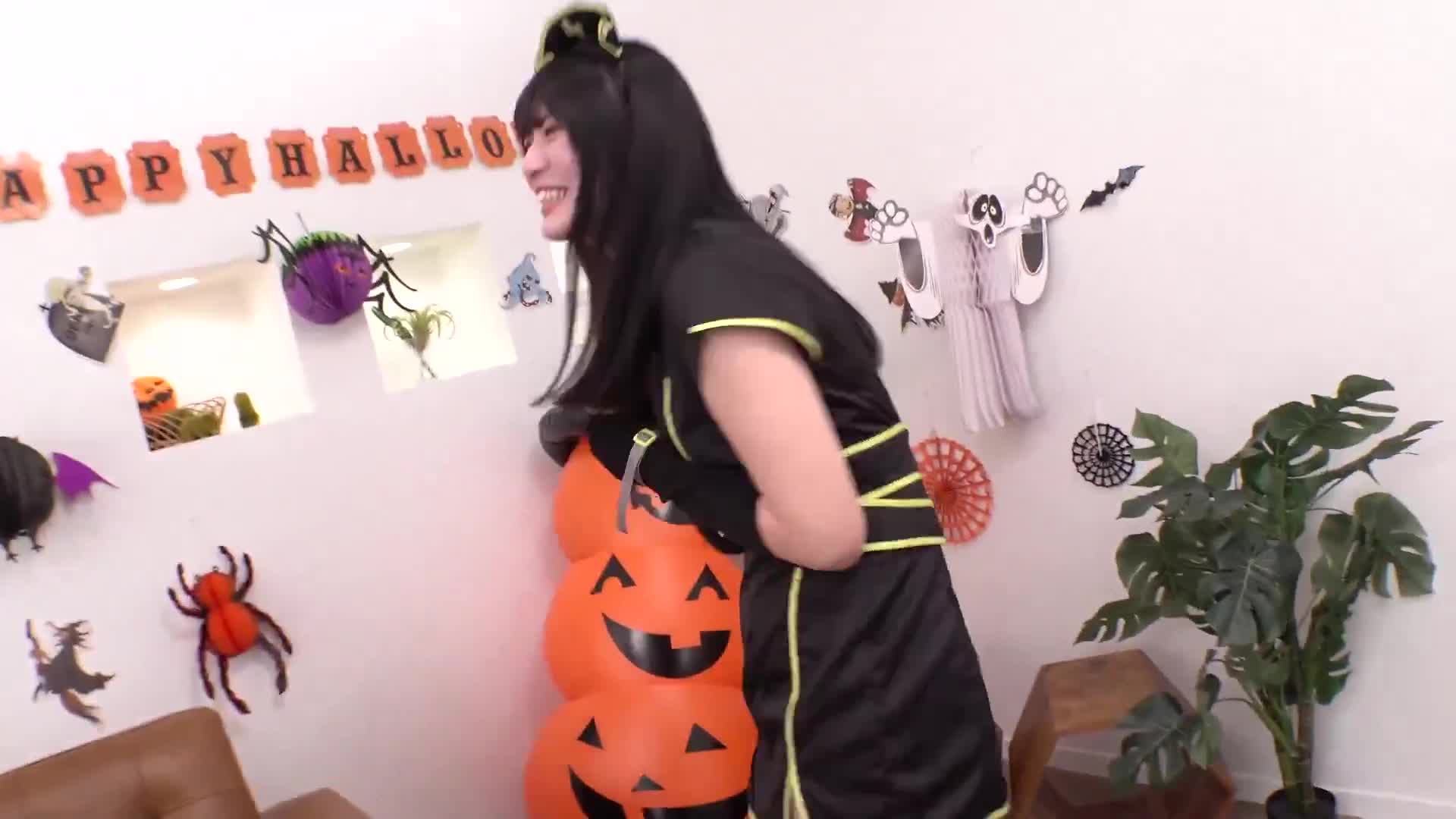 Happy Halloween 2024 in渋谷 羞恥野球拳対決 仮装した素人女子大生4名収録 - AV大平台-中文字幕,成人影片,AV,国产,线上看
