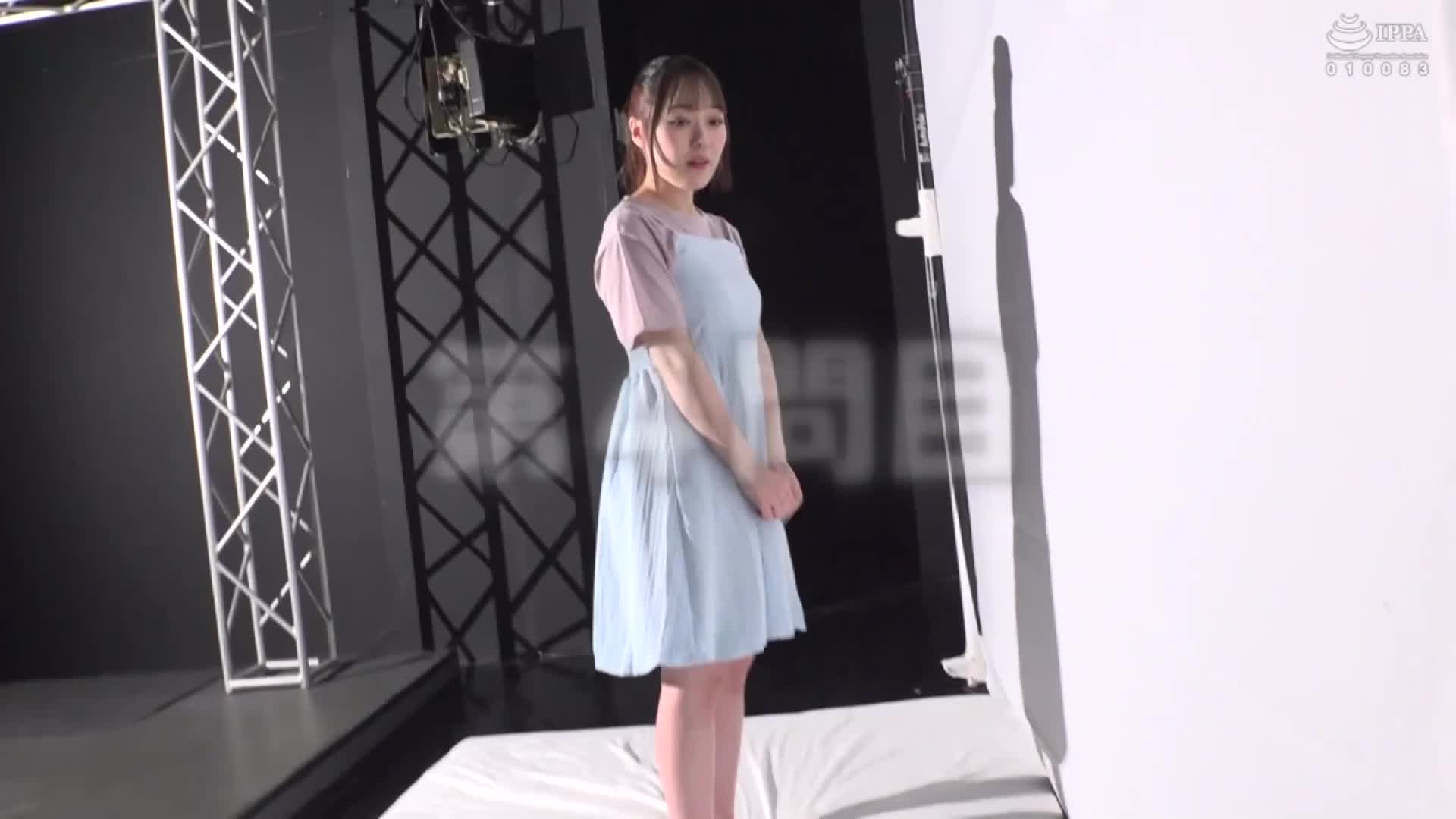 [VIP会员点播]  一般男女监视AV 恩爱夫妻专用试试皮影戏！令人兴奋的戴绿帽剪影测验！ 2 女大学生与大鸡巴做爱，男友隔着布看着她，射精在里面！ - AV大平台-中文字幕,成人影片,AV,国产,线上看