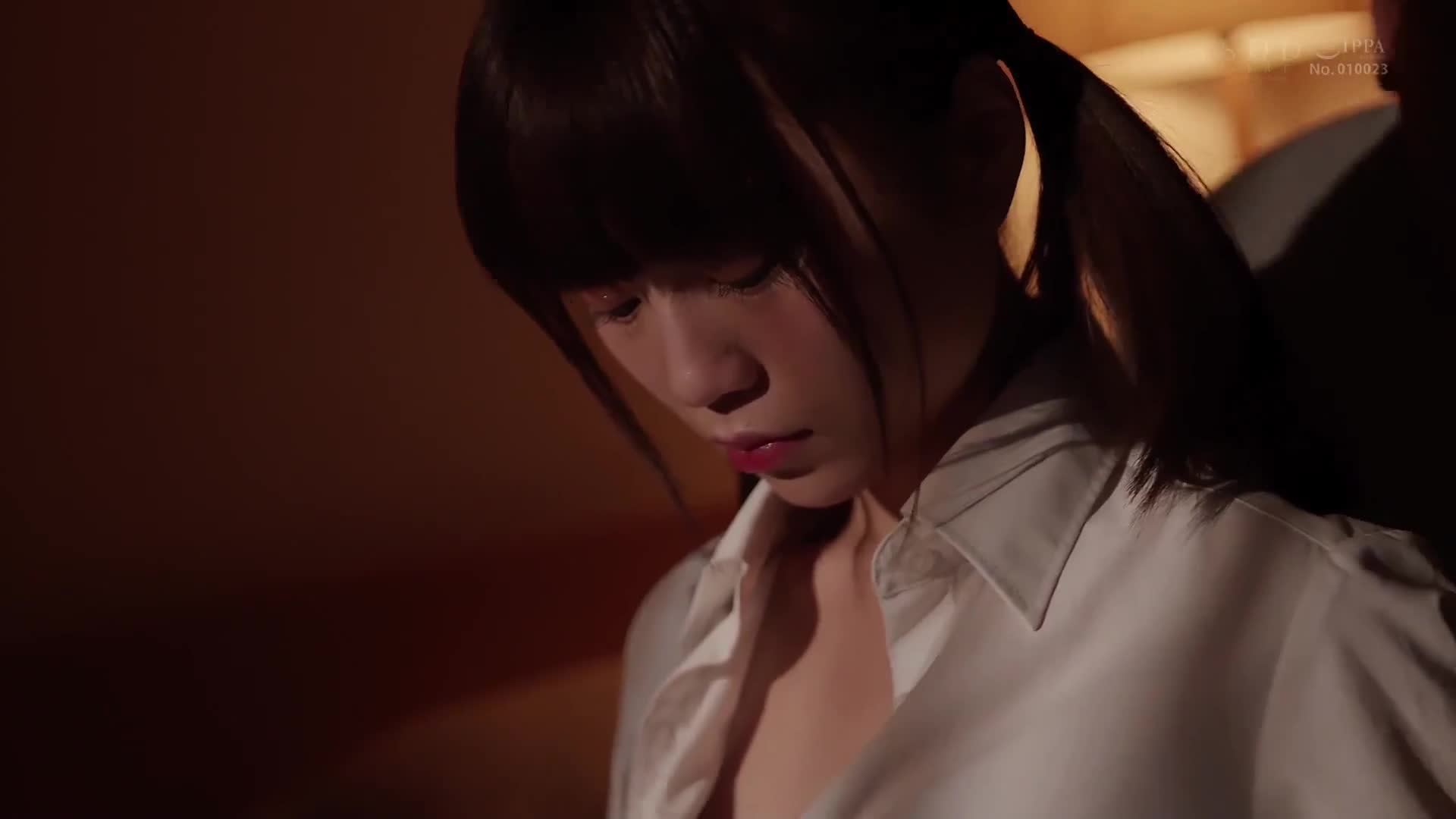 ある日 隠れ巨乳の家出少女がアパートに住みついた 娘のように思っていたがSEXをねだられ 脱いだら最高のカラダで人生で最高に気持ちよくて ヤリまくった日々 天宮花南 - AV大平台-中文字幕,成人影片,AV,国产,线上看