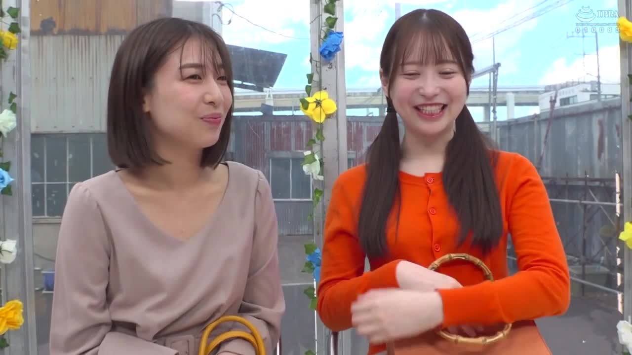 显示脸蛋的魔镜号 大学女生限定 魔术镜 好朋友2人一起合作挑战无手口交！只用嘴巴和舌头舔舐吸吮射精！时间到了就要受罚的大鸡巴即时插入4P！ 【全部内射】 - AV大平台-中文字幕,成人影片,AV,国产,线上看