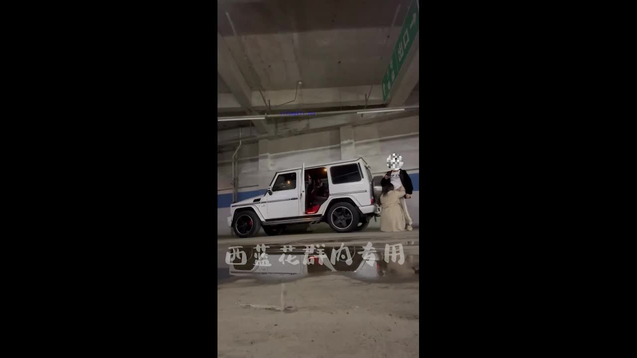 露脸才是王道！推特优质富豪约炮大佬【红烧西蓝花】粉丝群内福利~玩肏各类一字马周边模特 - AV大平台-中文字幕,成人影片,AV,国产,线上看