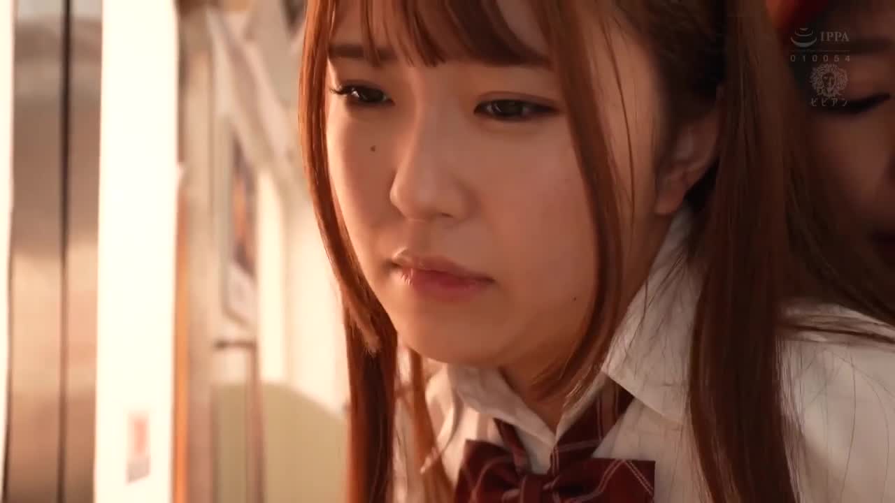 制服少女同性恋痴迷：被卑猥的手法开发出敏感的身体，变得上瘾到无法自拔…。月本海咲、百永纱里奈 - AV大平台-中文字幕,成人影片,AV,国产,线上看