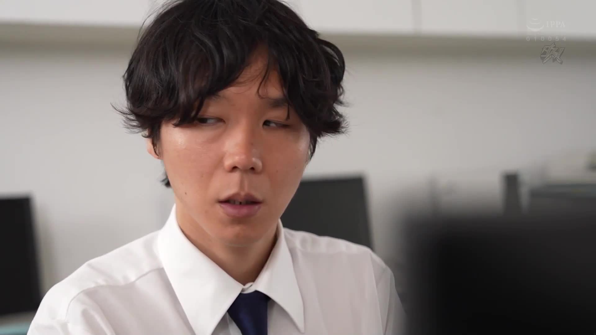 认识的外送服务。叫了不提供性服务的外送服务，却来了一个傲慢的后辈。松井日奈子 - AV大平台-中文字幕,成人影片,AV,国产,线上看