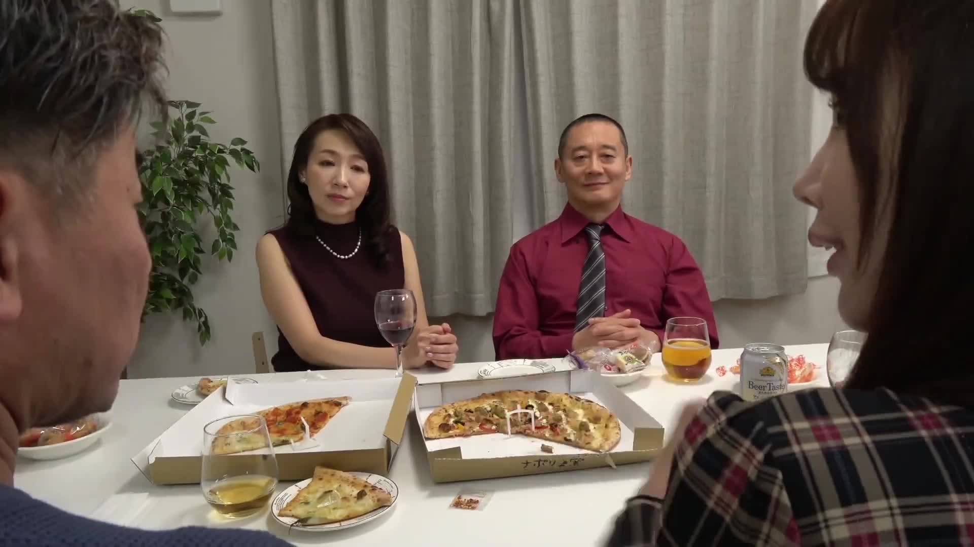 熟女の同窓会！ 数十年ぶりに再会した同級生との秘密のセックス！ - AV大平台-中文字幕,成人影片,AV,国产,线上看