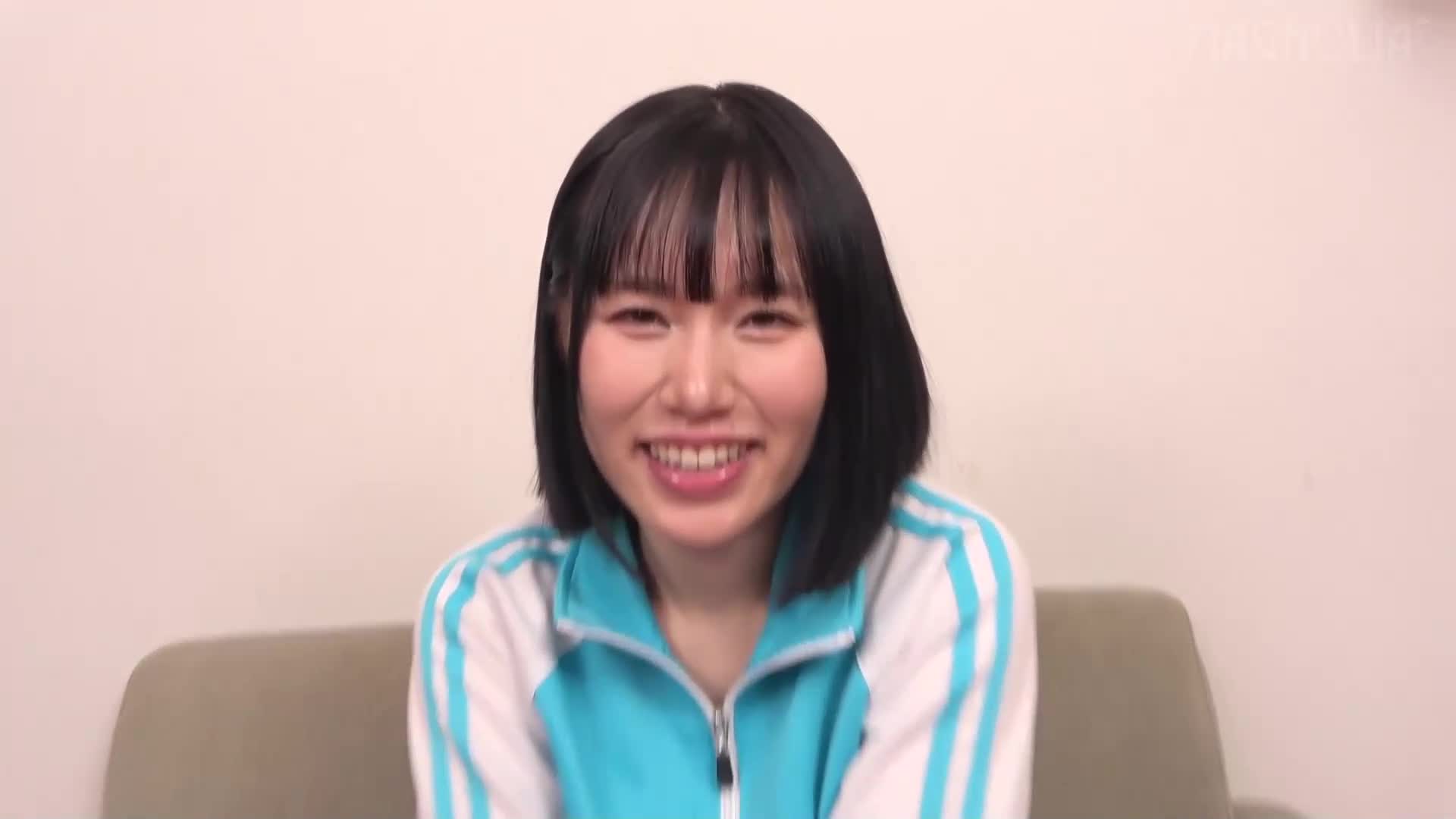 『只限竞技泳衣巨乳妹！让男性会员射精即可获得奖品！ 」 美丽的大胸游泳社成员接受挑战，为你解决问题！她用自己的性感身体智取了 4 位俱乐部男性成员！泳池边不间断的生中出训练营！ ！ 【街角业余监视器#Risa #游... - AV大平台-中文字幕,成人影片,AV,国产,线上看