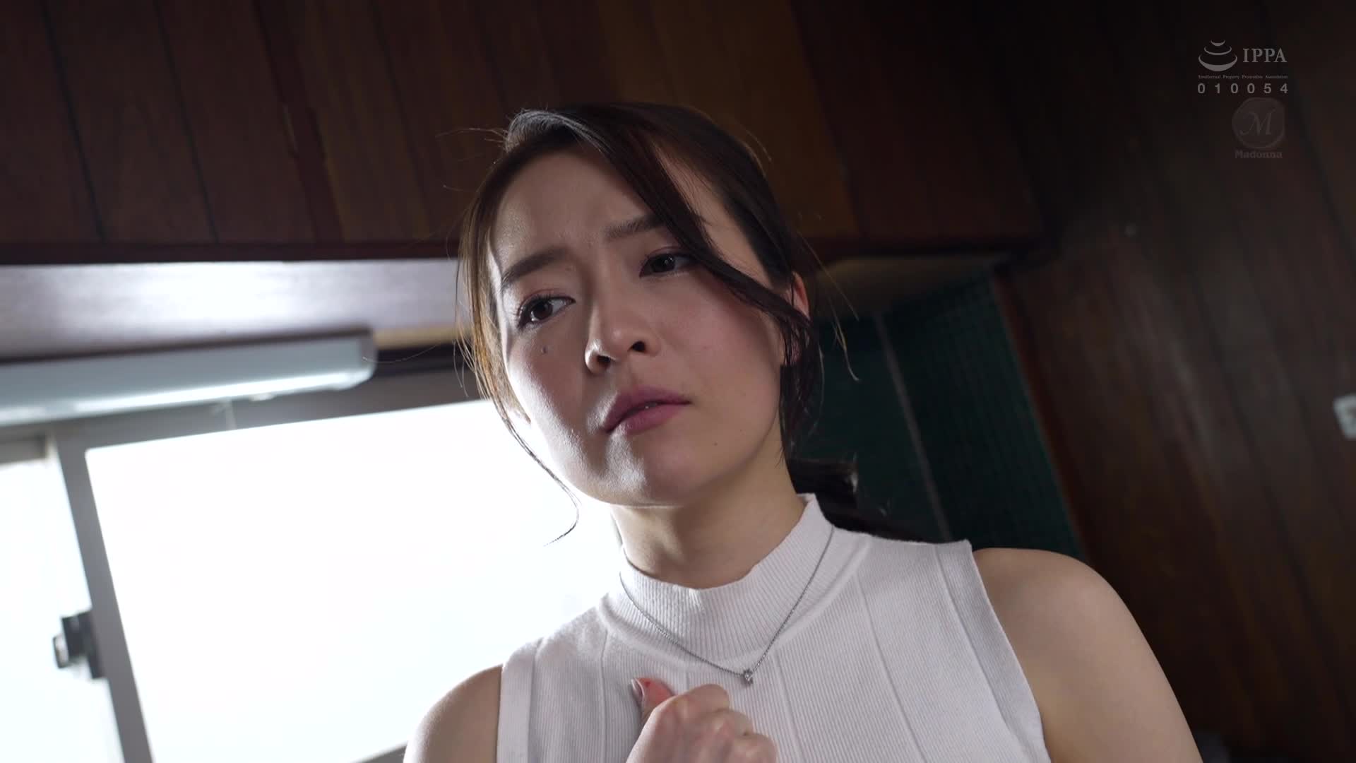 [VIP会员点播]  在夜间巴士上被中出的妻子。关于已婚人妻的故事，她正前往丈夫的城市，用缓慢的性爱和大鸡巴淹没她 藤环奈 - AV大平台-中文字幕,成人影片,AV,国产,线上看