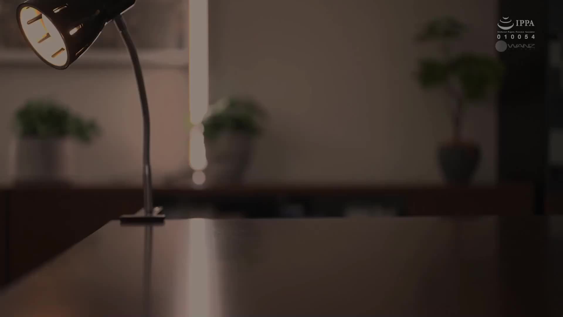 梦想中的内衣制造商入职却遭遇制品检查的性感开发骚扰每天都是敏感巨乳OL被迫穿上猥亵的内衣羞耻地抽插痉挛高潮。铃之家铃 - AV大平台-中文字幕,成人影片,AV,国产,线上看