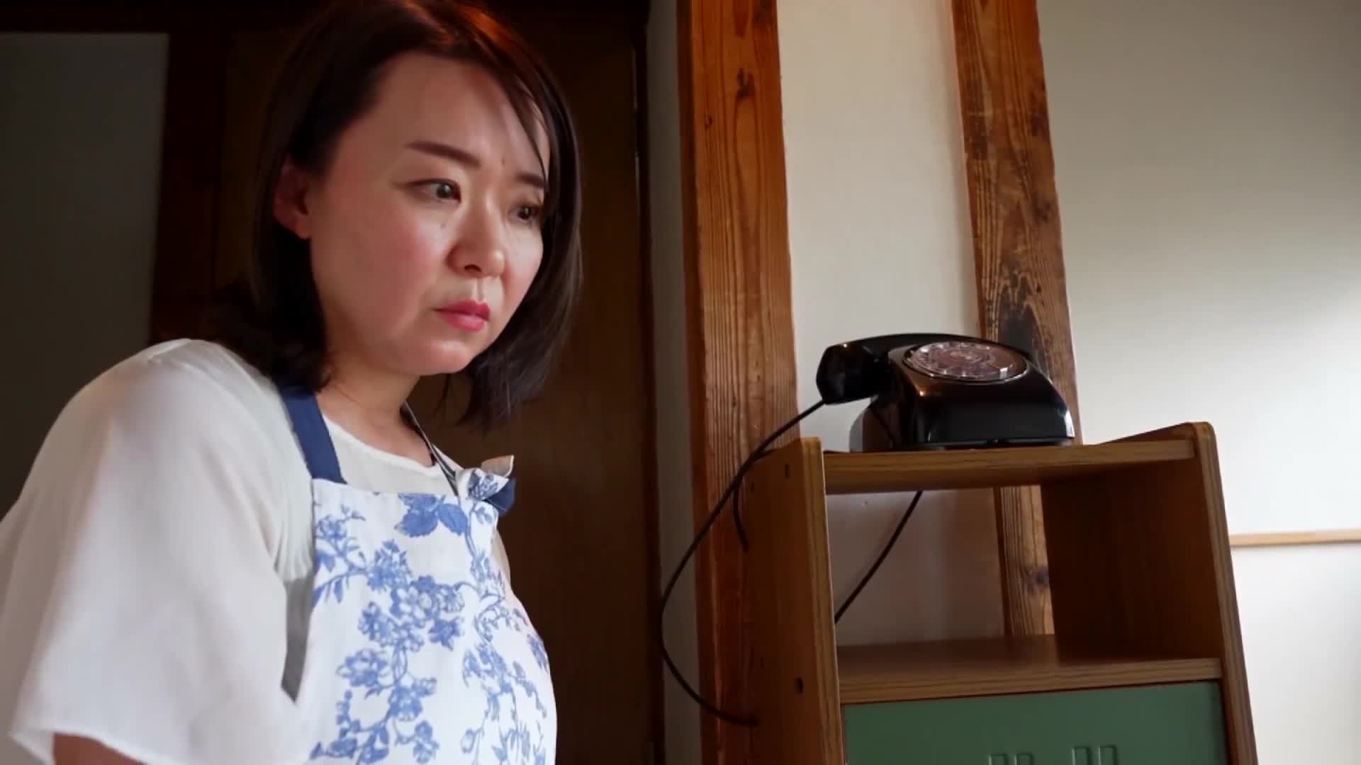 異常いぞん家族 私の夫は、同じ家に住む引きこもり20年の実の姉のおっぱいを今でも吸い続け、依存関係を肯定しています。平岡里枝子 - AV大平台-中文字幕,成人影片,AV,国产,线上看