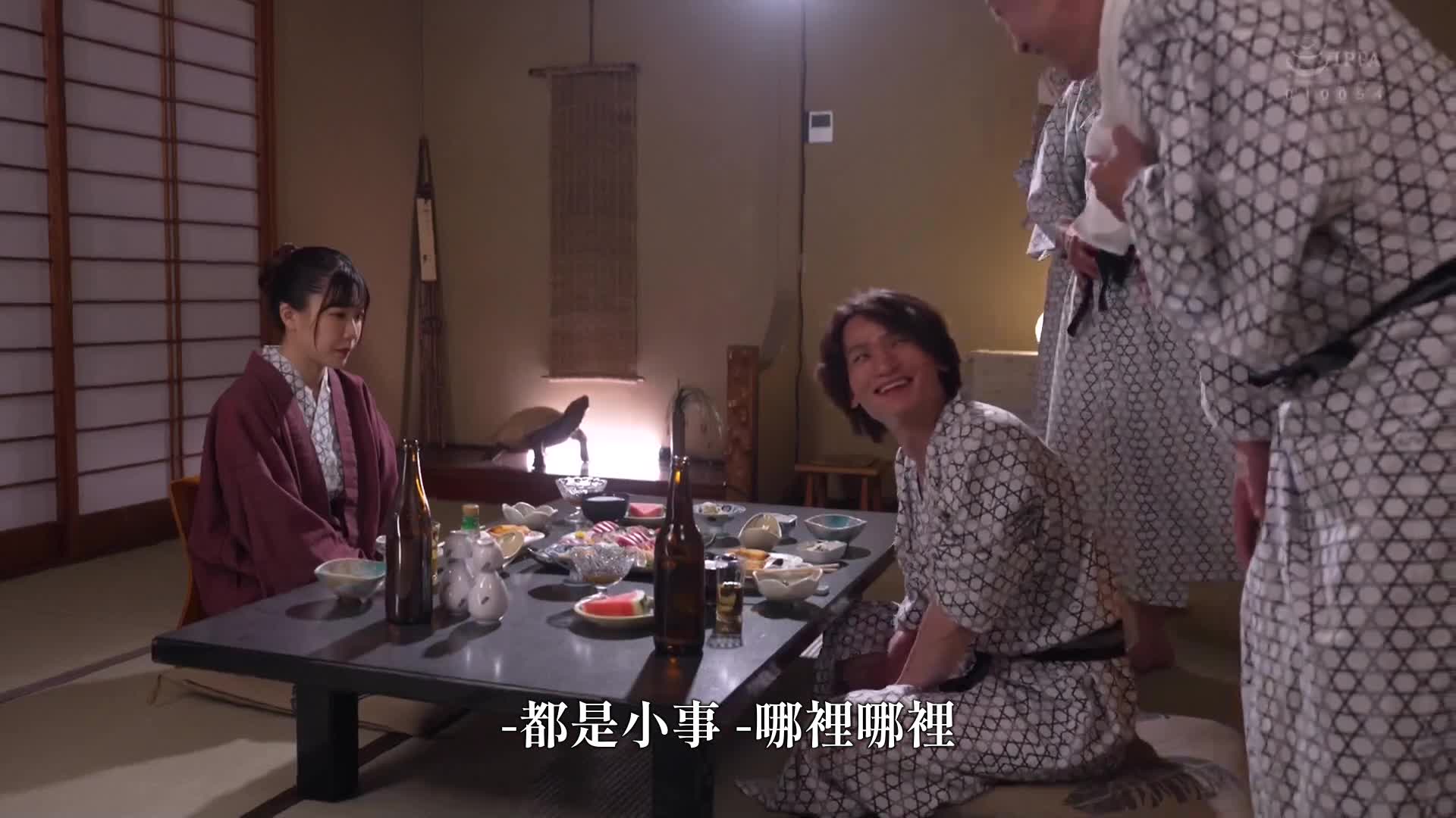 只给妻子一条毛巾，让她进去变态男子聚集的男汤。一乃葵 - AV大平台-中文字幕,成人影片,AV,国产,线上看