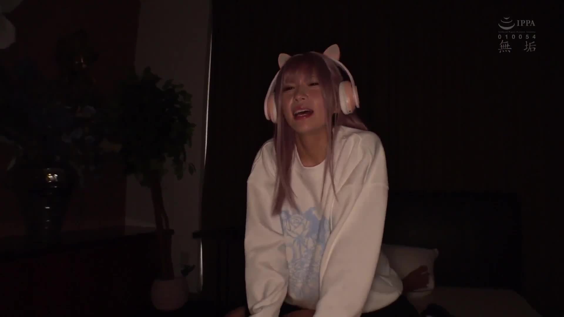 萌萌袖 纤细美腿 中出无限制 顺从的Cosplay少女被猛烈地操倒 绝对穿衣性交 圆井萌华 - AV大平台-中文字幕,成人影片,AV,国产,线上看