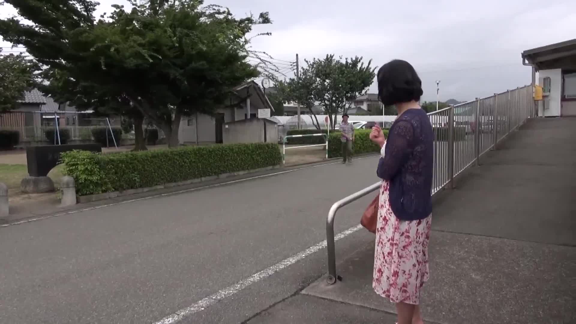 旦那が構ってくれないから…乾いたあそこを潤してくれる男を探して一人旅する人妻 - AV大平台-中文字幕,成人影片,AV,国产,线上看