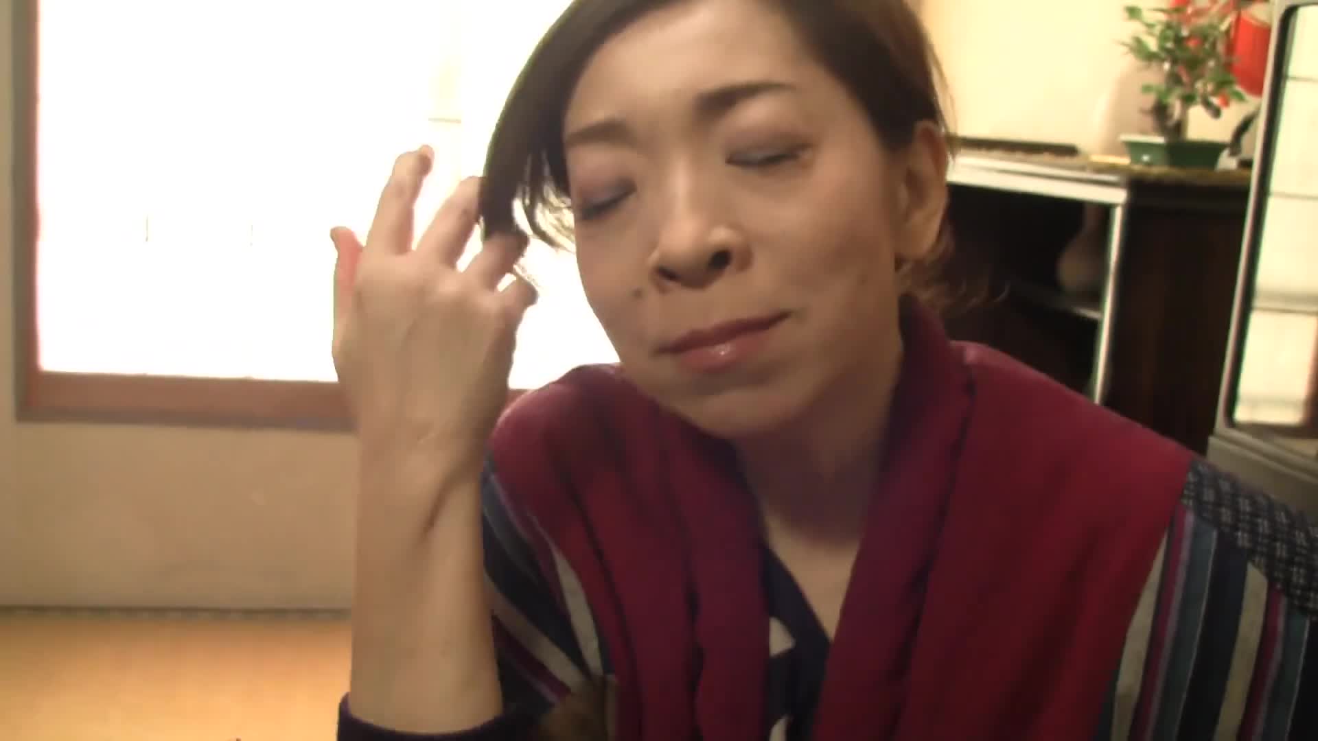 還暦祖母がセクシーに感じて…止まらない孫の暴走 - AV大平台-中文字幕,成人影片,AV,国产,线上看