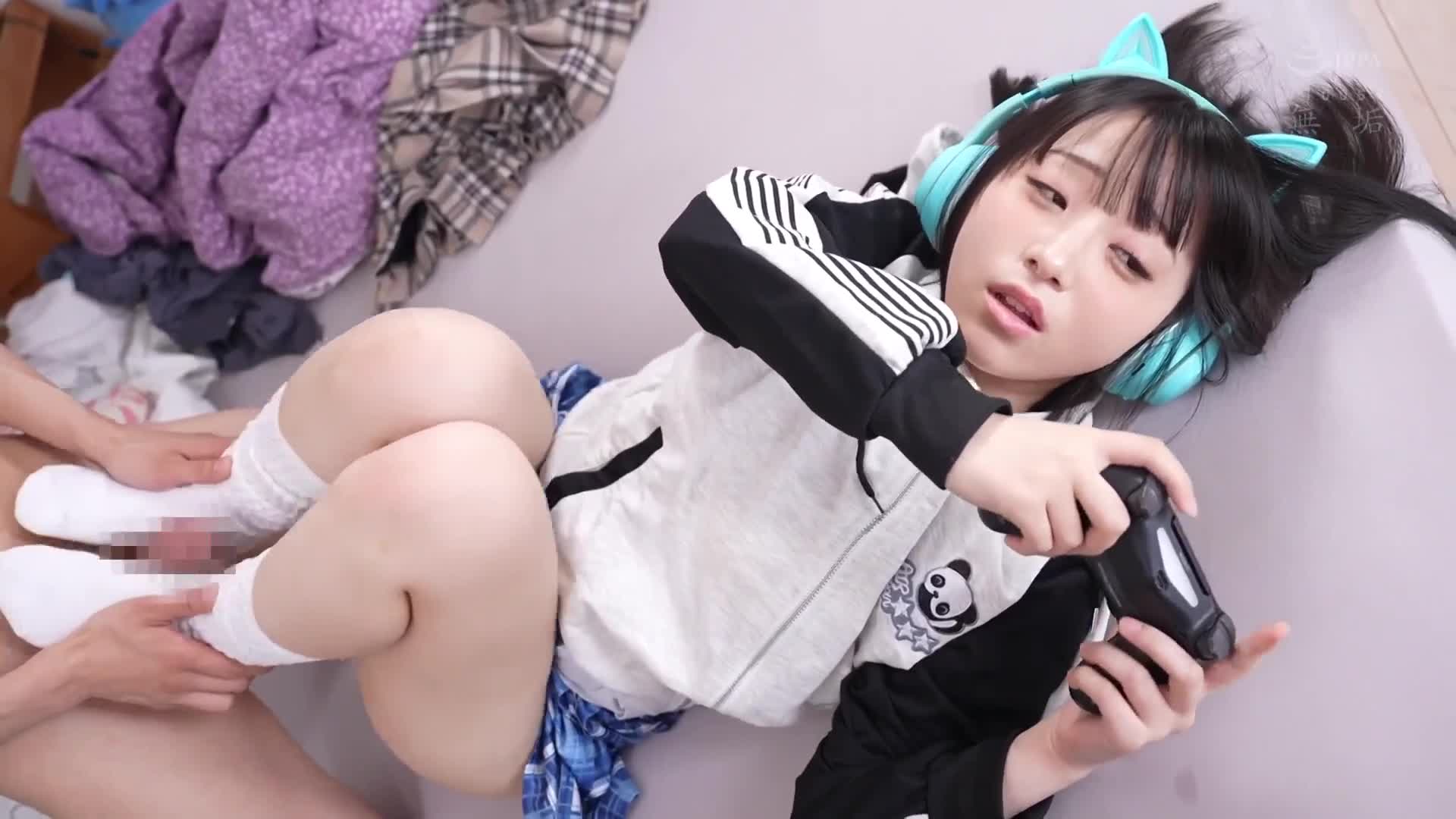 随时随地都可以使用的私人××服务！让我自由地玩游戏的淫荡宅女游戏玩家妹妹 小岛美子 - AV大平台-中文字幕,成人影片,AV,国产,线上看
