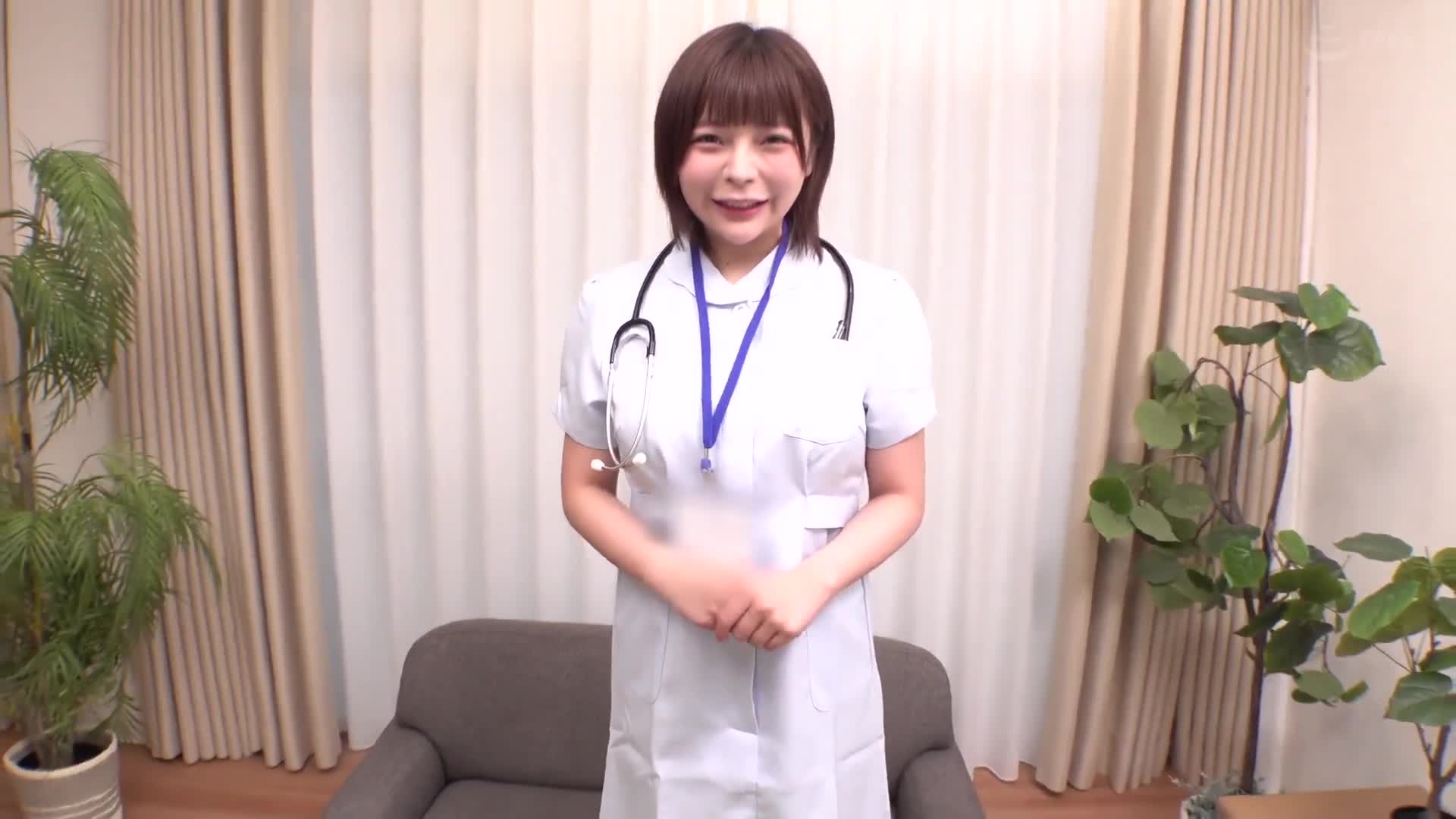 「童貞君の包茎ち○ぽの皮を剥いてくれませんか！？」とっても優しい天使みたいな現役ナースさんをガチナンパ！母性たっぷりち○ぽの皮をムッキムッキ！カチカチにズル剥けた童貞ち○ぽに赤面発情！そのまま優しく筆下... - AV大平台-中文字幕,成人影片,AV,国产,线上看