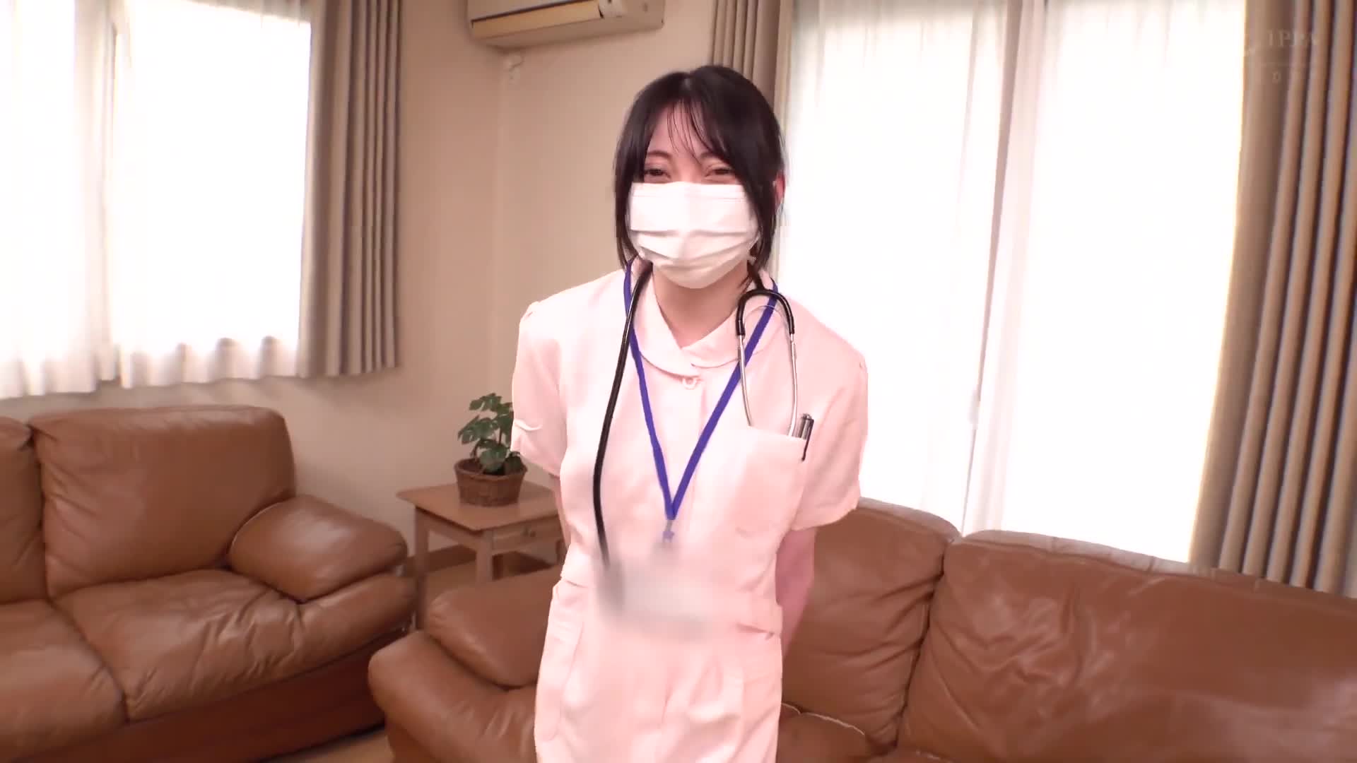 「童貞君の包茎ち○ぽの皮を剥いてくれませんか！？」とっても優しい天使みたいな現役ナースさんをガチナンパ！母性たっぷりち○ぽの皮をムッキムッキ！カチカチにズル剥けた童貞ち○ぽに赤面発情！そのまま優しく筆下... - AV大平台-中文字幕,成人影片,AV,国产,线上看